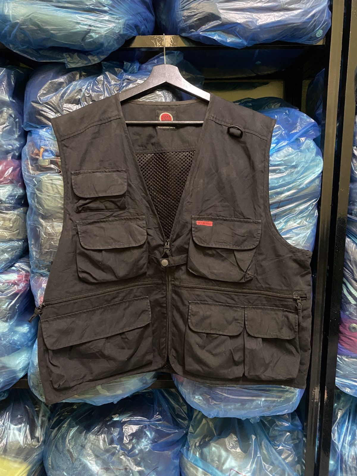 Vintage VINTAGE LUCKY STRIKE UTILITY VEST JACKET Size US XL / EU 56 / 4 - 1 Thumbnail