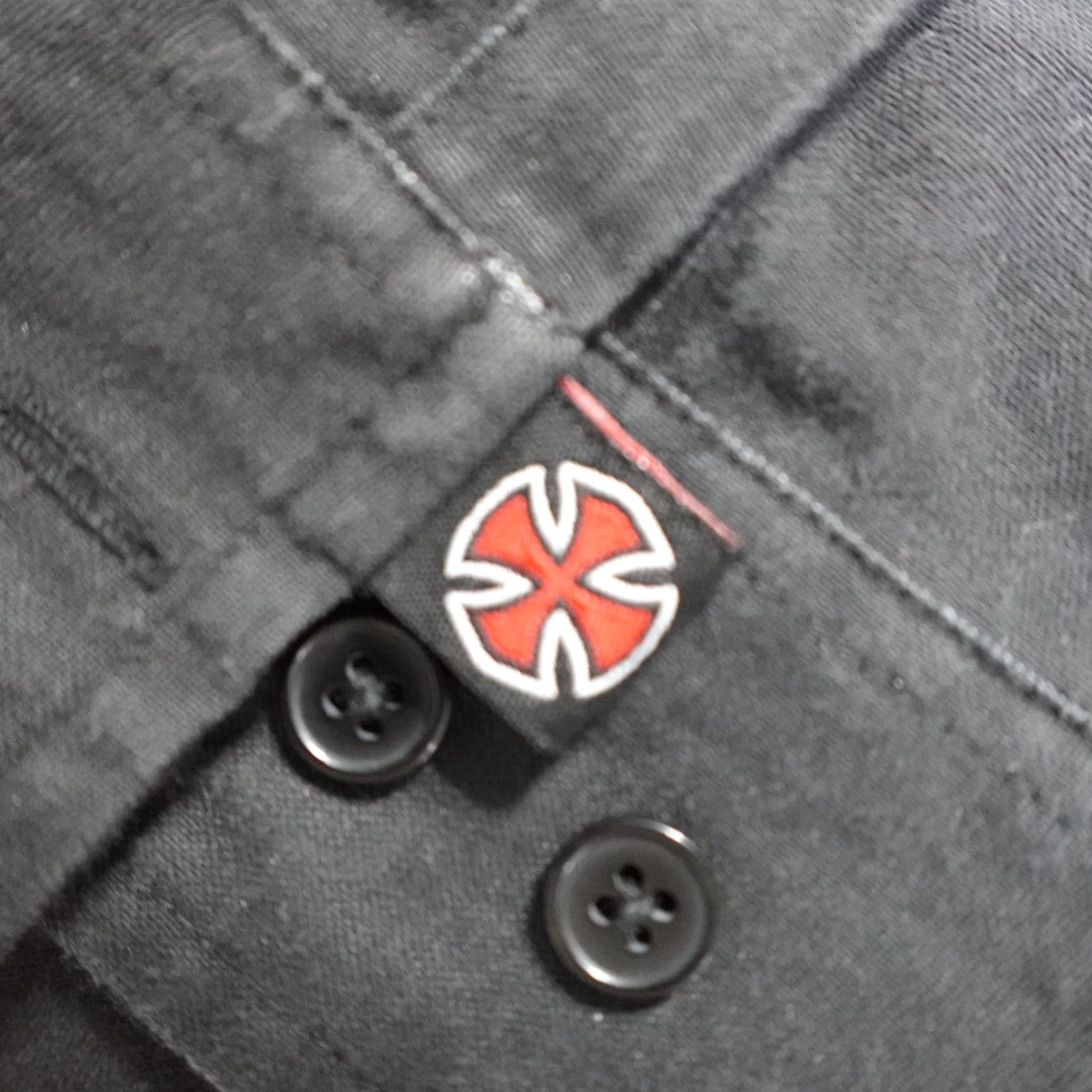 Vintage VINTAGE Independent Truck Co. Shirt L Black Button-Up Cotton Blend Embroidered Logo Y2K Mens Size US L / EU 52-54 / 3 - 3 Thumbnail