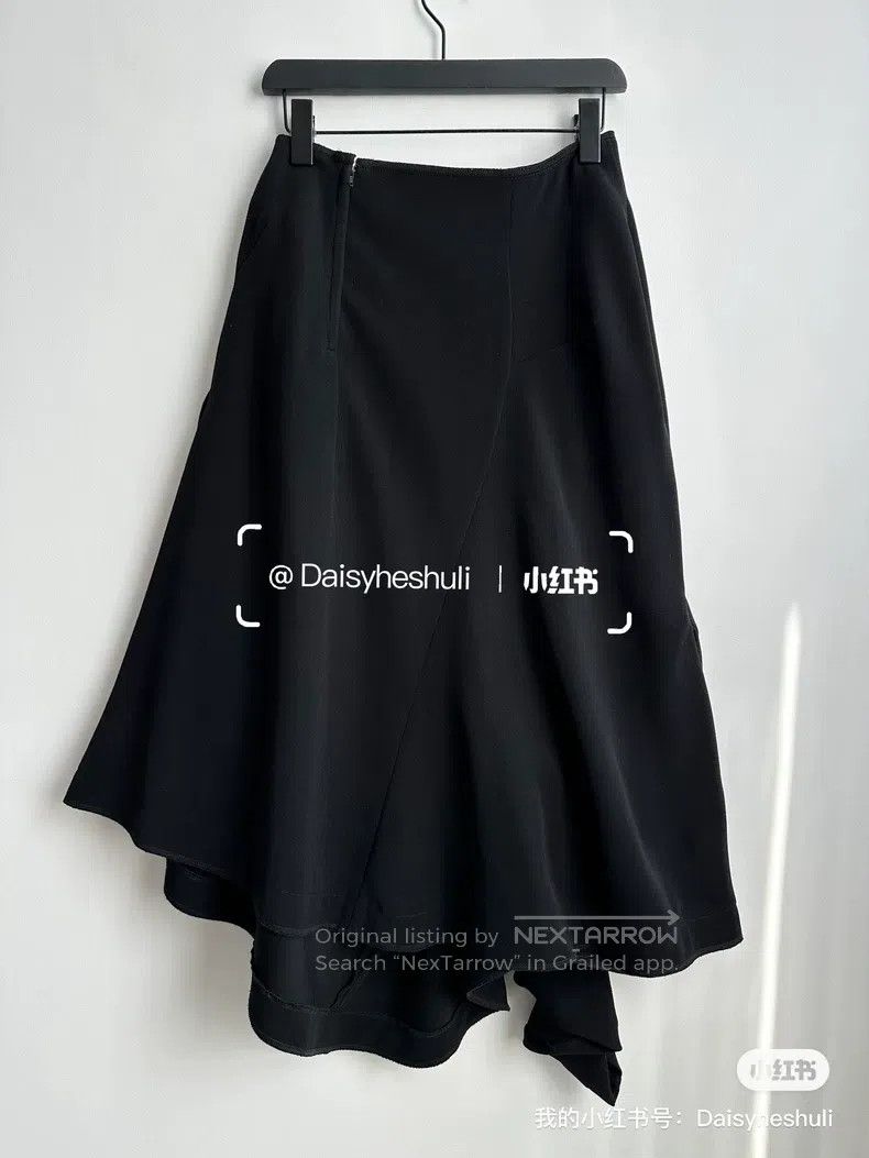 Comme des Garcons Comme Des Garcons size M Skirt, asymmetric deformed half-s Size 22" - 3 Thumbnail