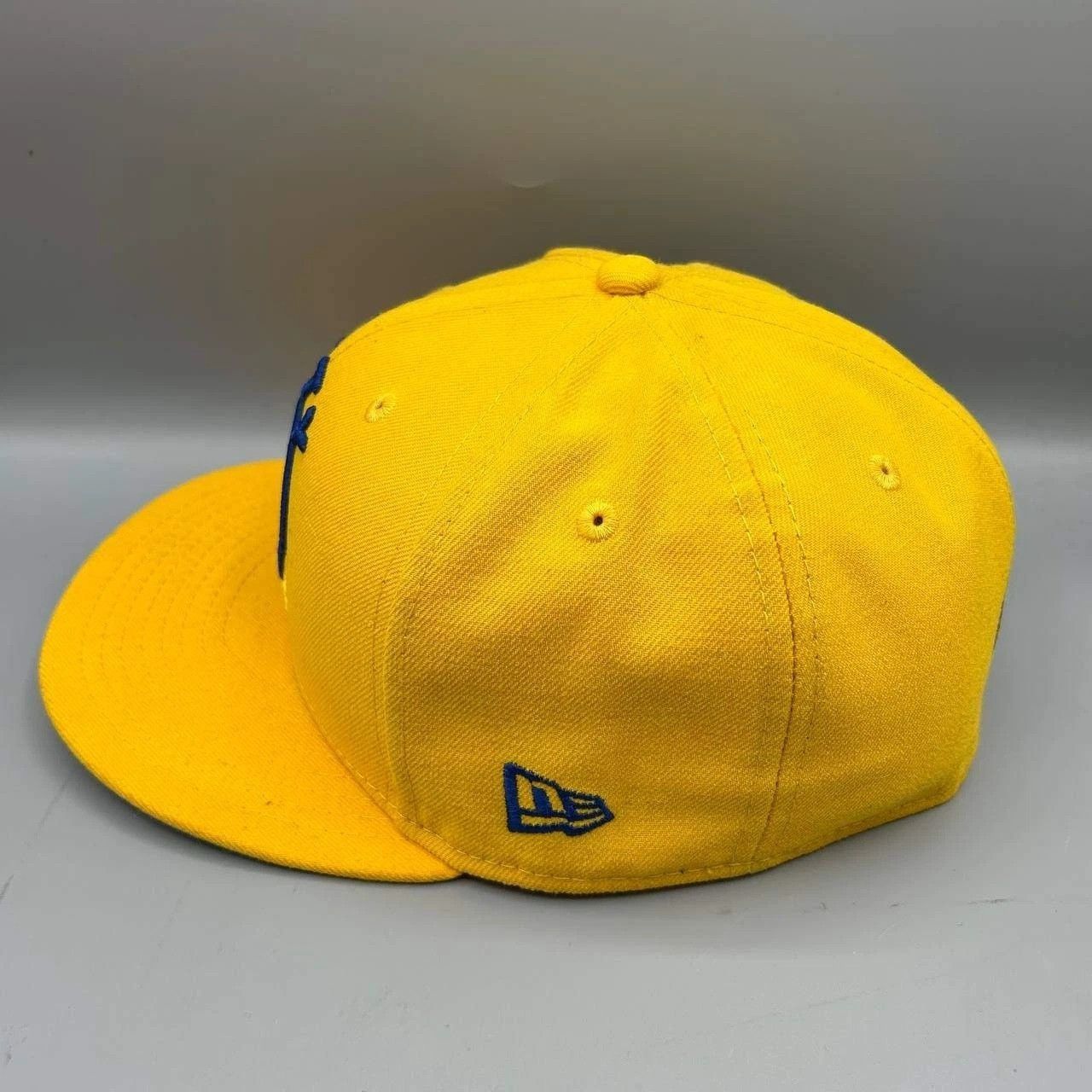 New Era Golden State Warriors GSW Hat Men 7 1/4 Yellow NBA Fitted Size ONE SIZE - 6 Thumbnail