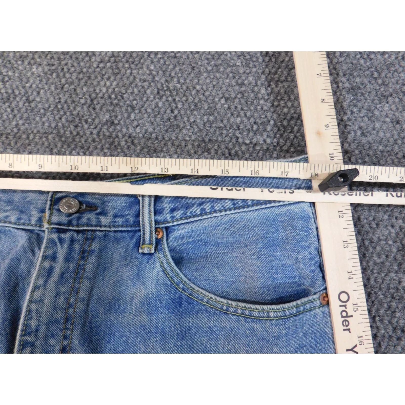 Levi's Levis 550 Jeans Mens 38x29 Blue Relaxed Denim Straight Pocket Zipper Regular 550 Model Cowboy Vintage No 90s Size US 38 / EU 54 - 4 Thumbnail