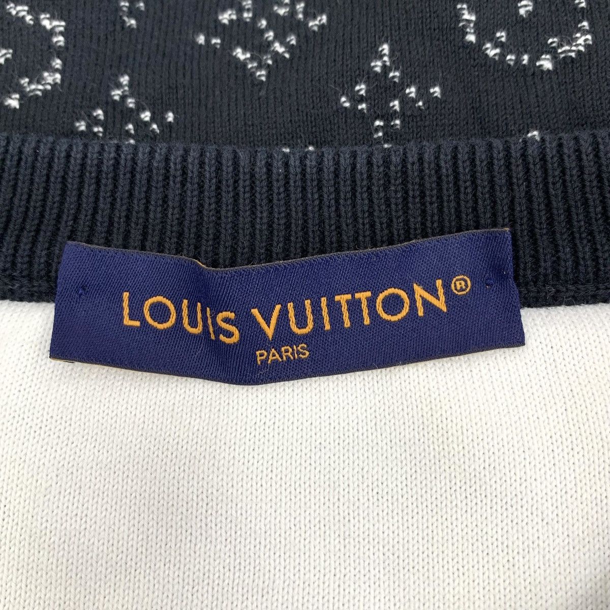 Louis Vuitton Louis Vuitton Black Gradient All-over Print Sweatshirt K26WX Size US XL / EU 56 / 4 - 5 Thumbnail