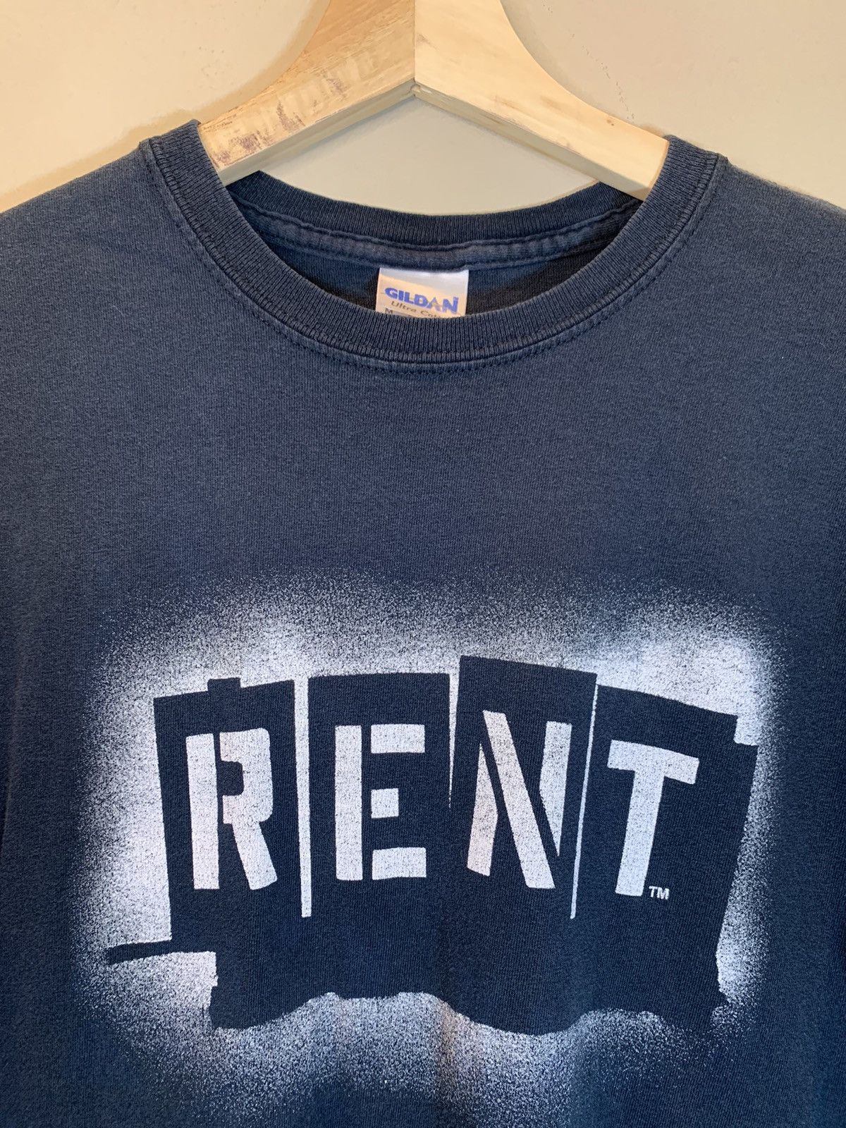 Vintage *RARE* Vintage RENT Movie Film Broadway Play Art T-Shirt - M Size US M / EU 48-50 / 2 - 2 Thumbnail