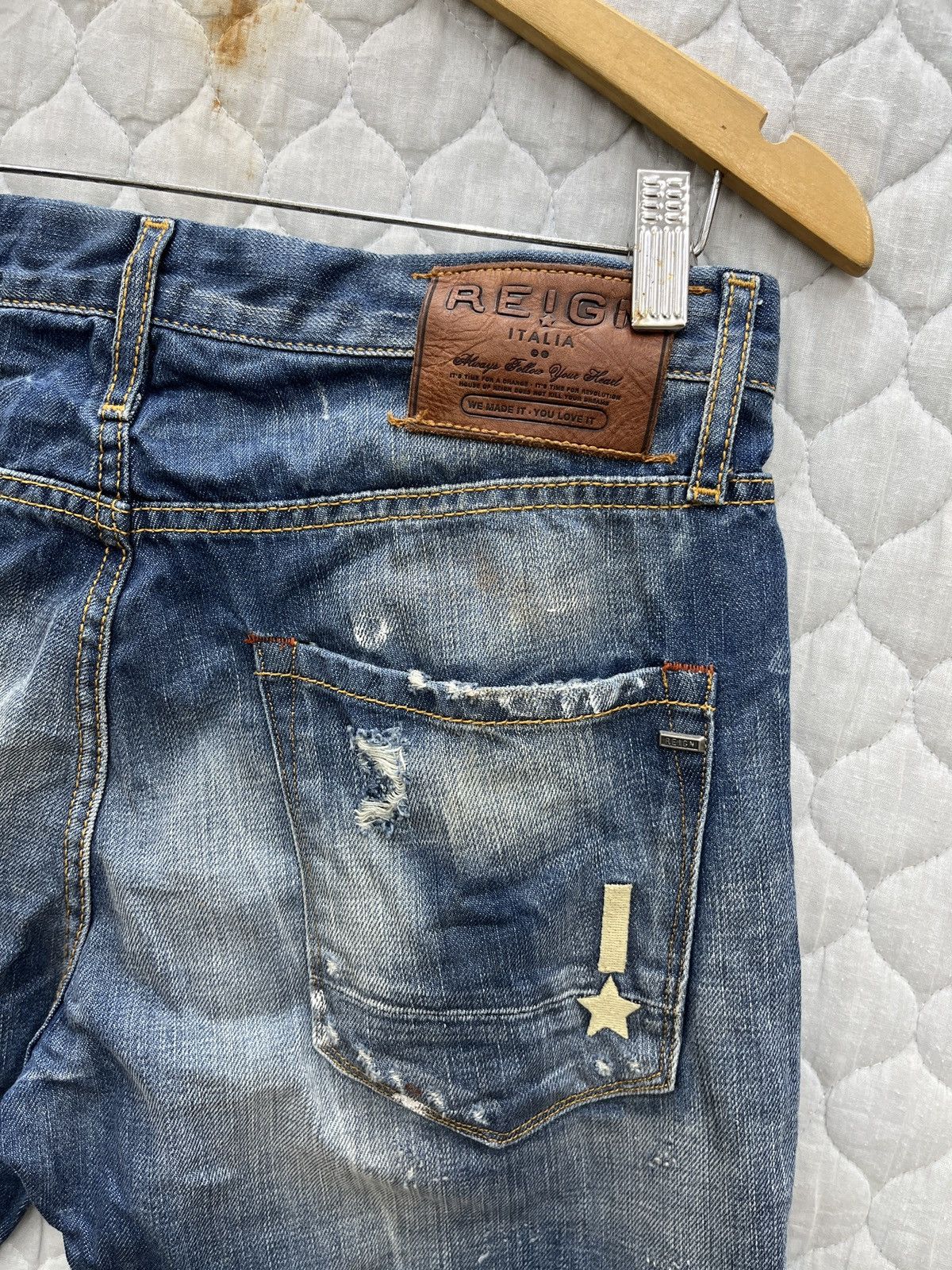 Other 🔥🔥🔥STEALS REIGN ITALIA DISTRESSED DENIM Size US 31 - 11 Thumbnail