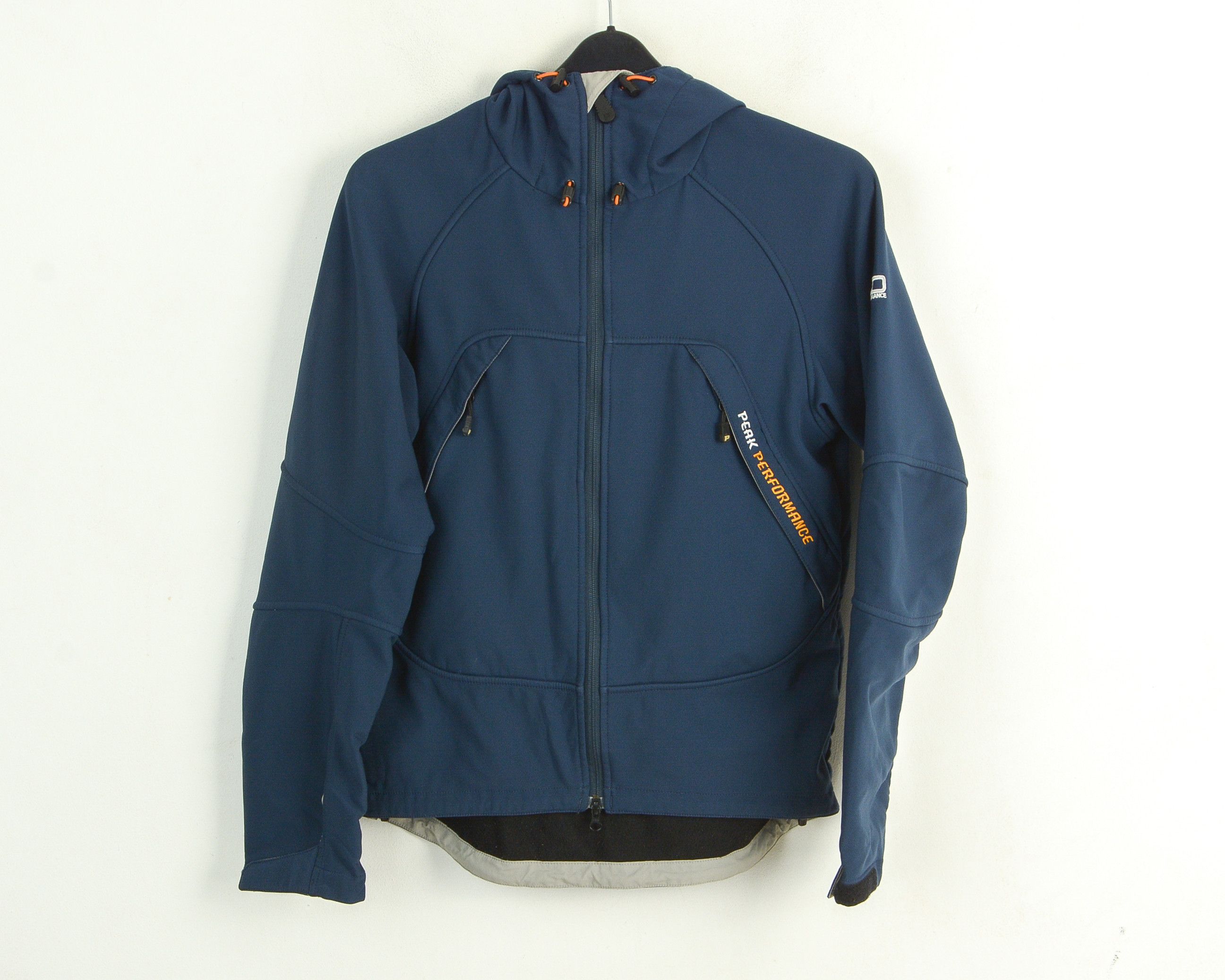 Peak Performance R&D Soft SH J Mens S Jacket Coat Hooded Windbreaker Hiking Size US S / EU 44-46 / 1 - 1 Thumbnail