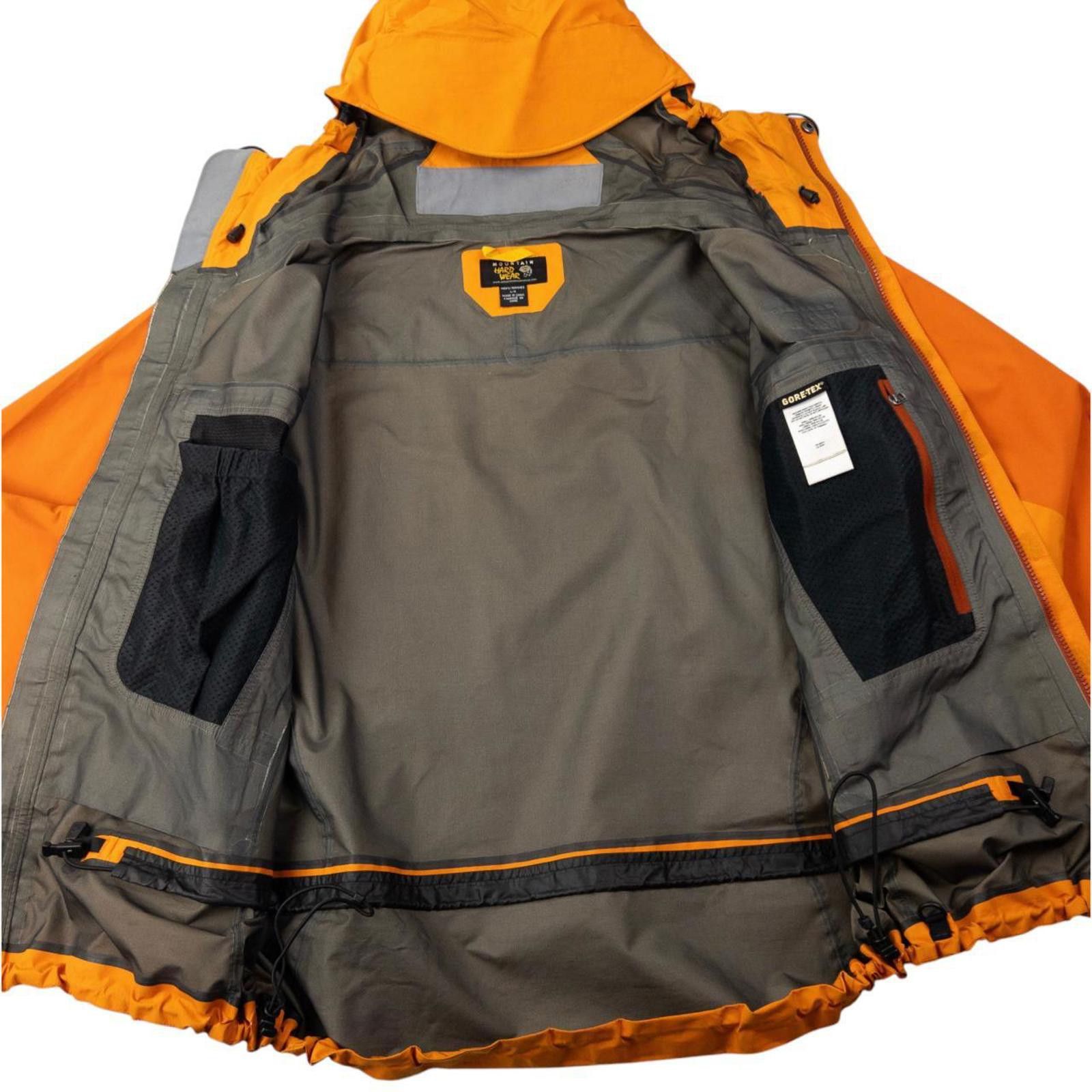 Mountain Hardwear Vintage Mountain Hardwear Goretex Pro Shell Jacket Size L Size US L / EU 52-54 / 3 - 4 Thumbnail