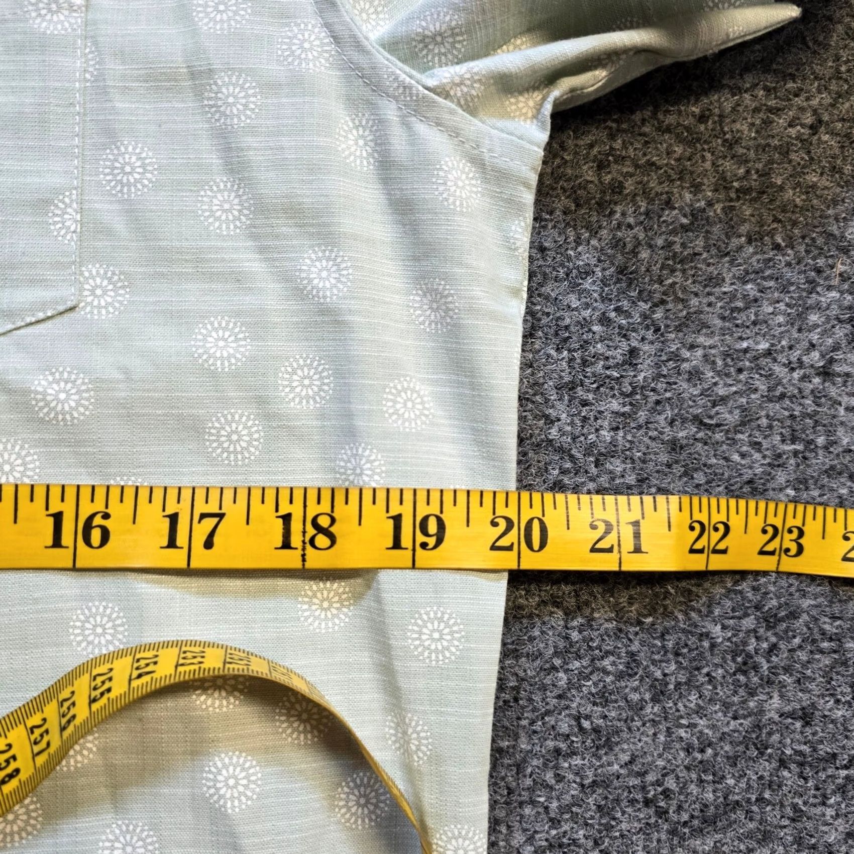 Ben Sherman Ben Sherman Shirt Men Small Green Geometric Texture Slub Knit Button Casual - Mens Cotton - Short Sleeve Button-Up - Classic Style Size US S / EU 44-46 / 1 - 7 Thumbnail