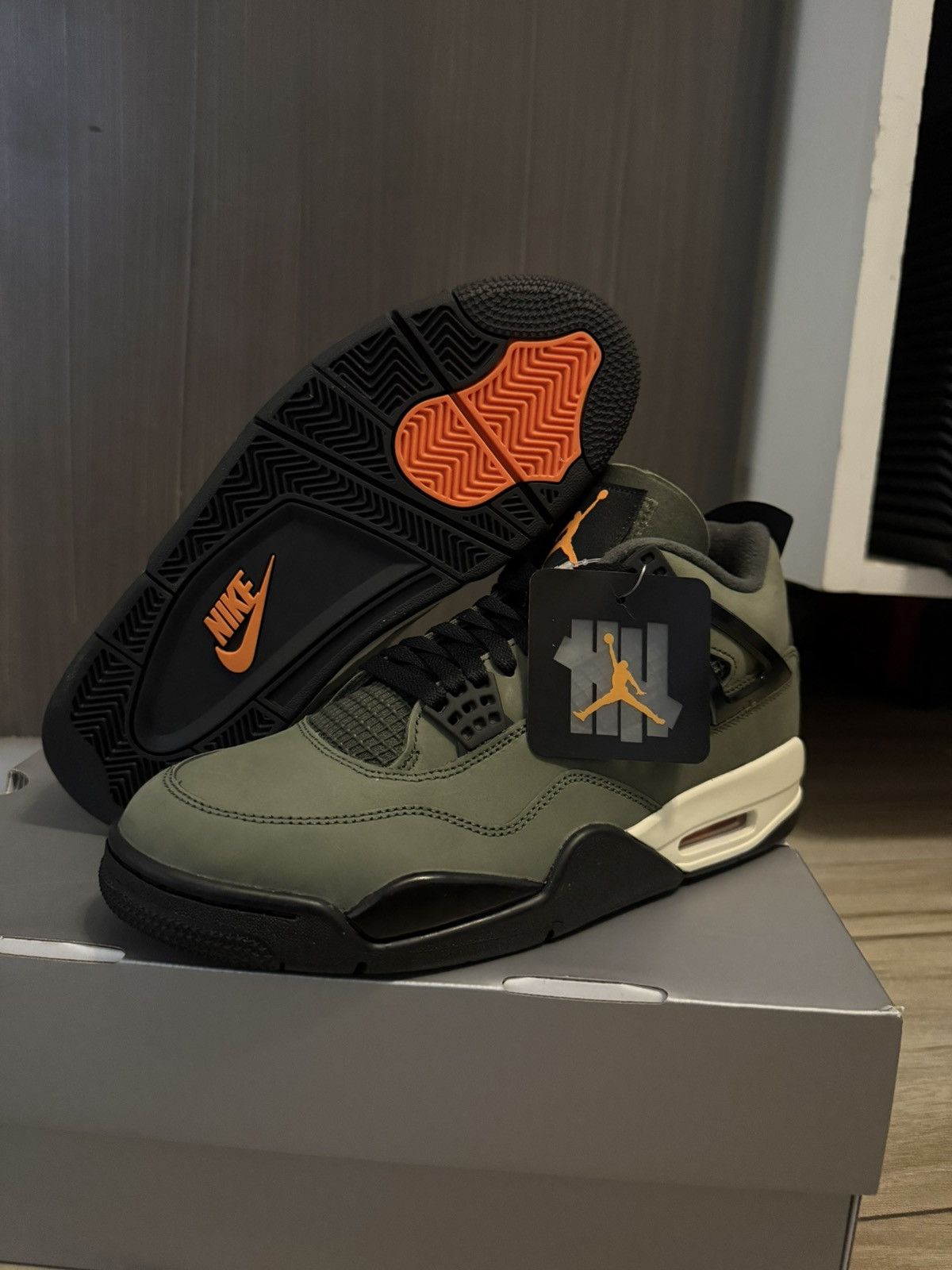 Jordan 4 Undefeated | Grailed display picture 2