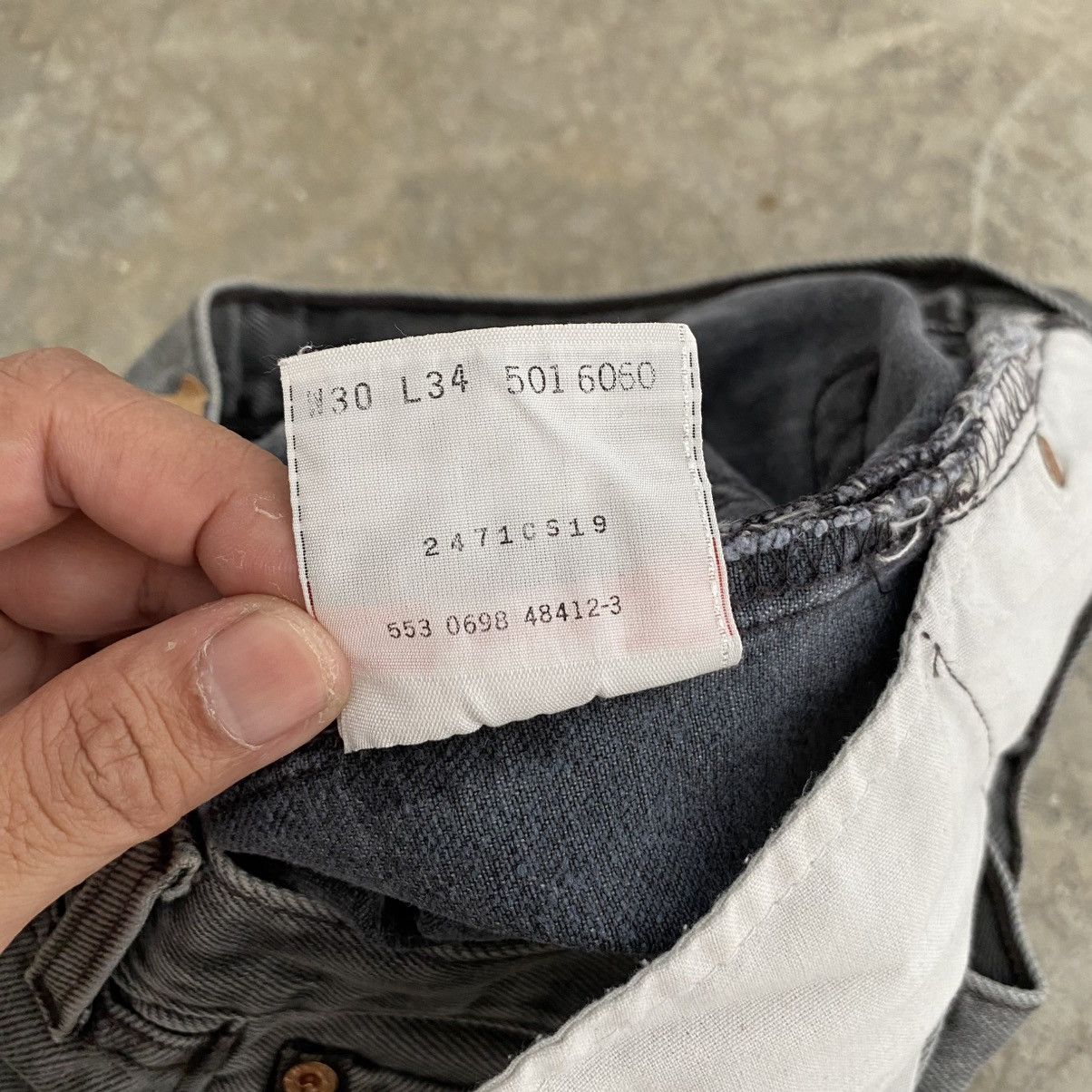 Levi's Vintage 1998 Levis 501 Faded Black Denim Jeans Size US 30 / EU 46 - 15 Thumbnail