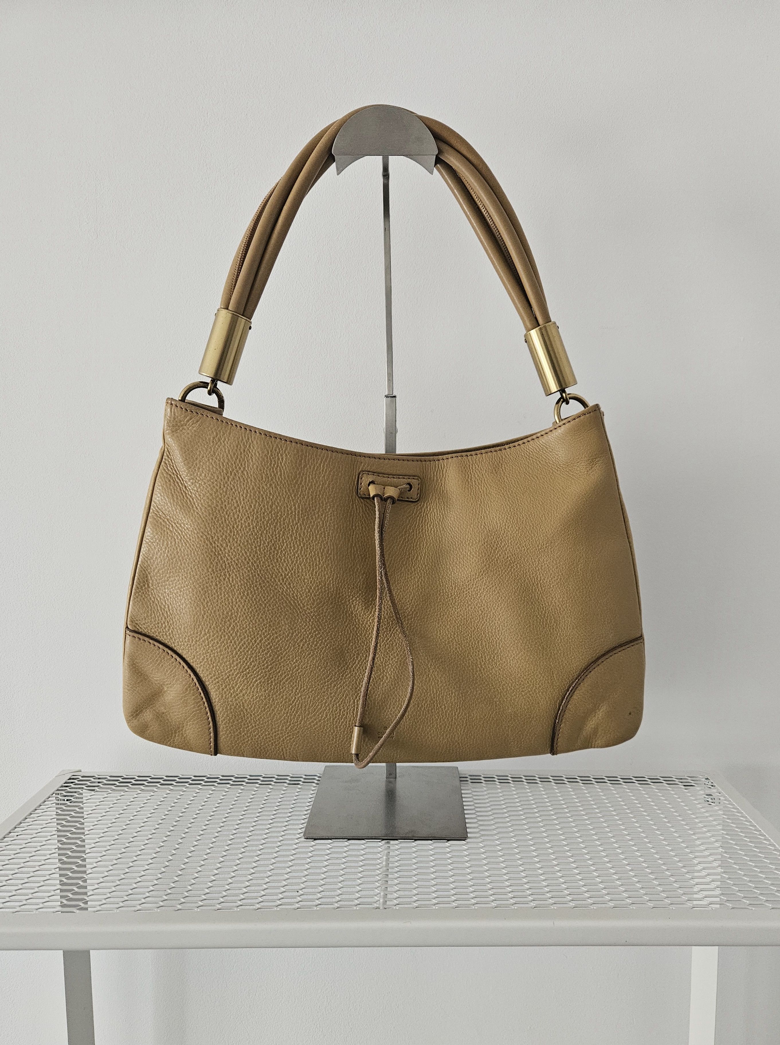 Gucci Vintage y2k gucci leather drawstring handbag Size ONE SIZE - 1 Thumbnail
