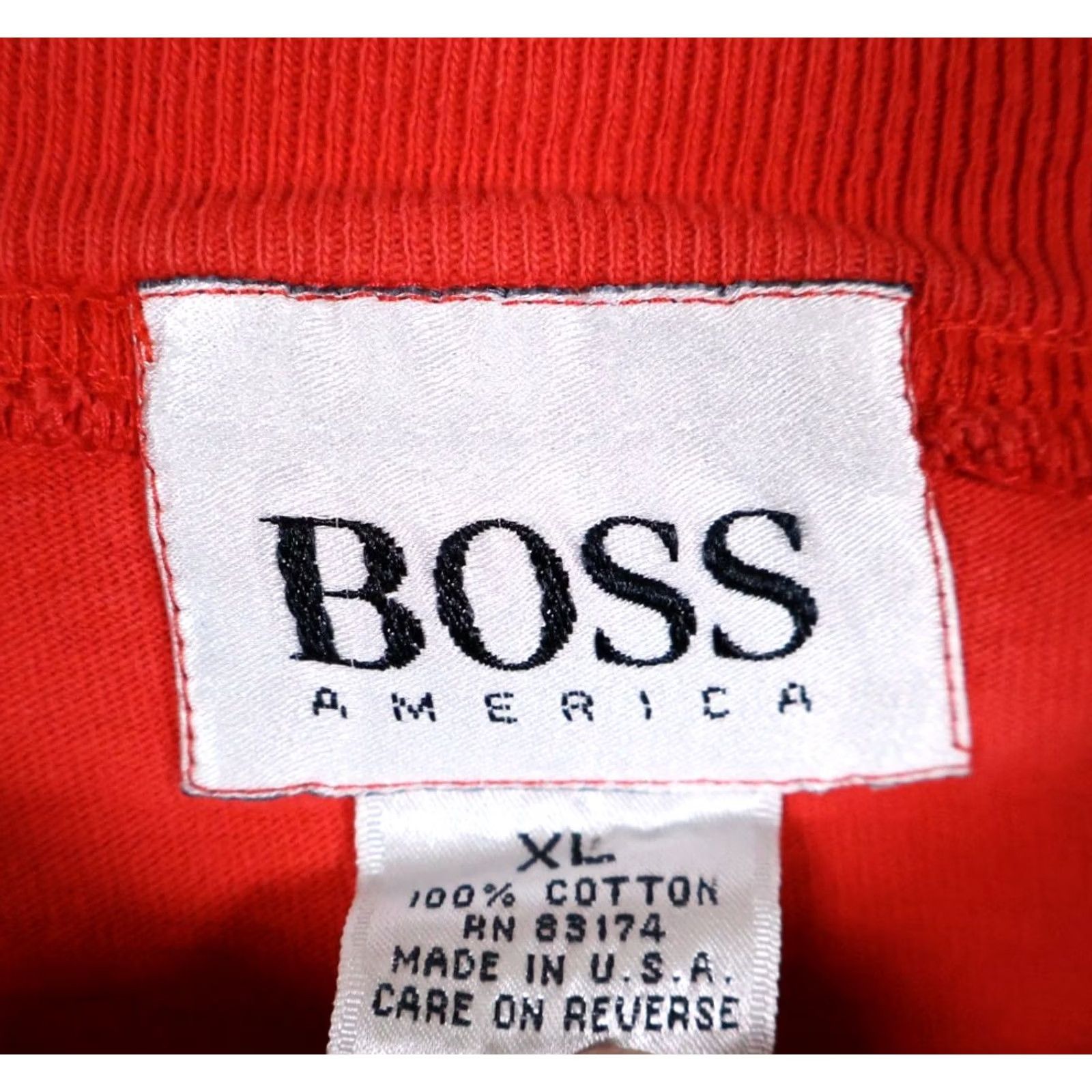 Vintage VINTAGE Boss T-Shirt Men XL Red USA Made 90s Preppy Hugo Spell Out American Print Shirt Mens XL Red 90s Hipster Retro Size US XL / EU 56 / 4 - 3 Thumbnail
