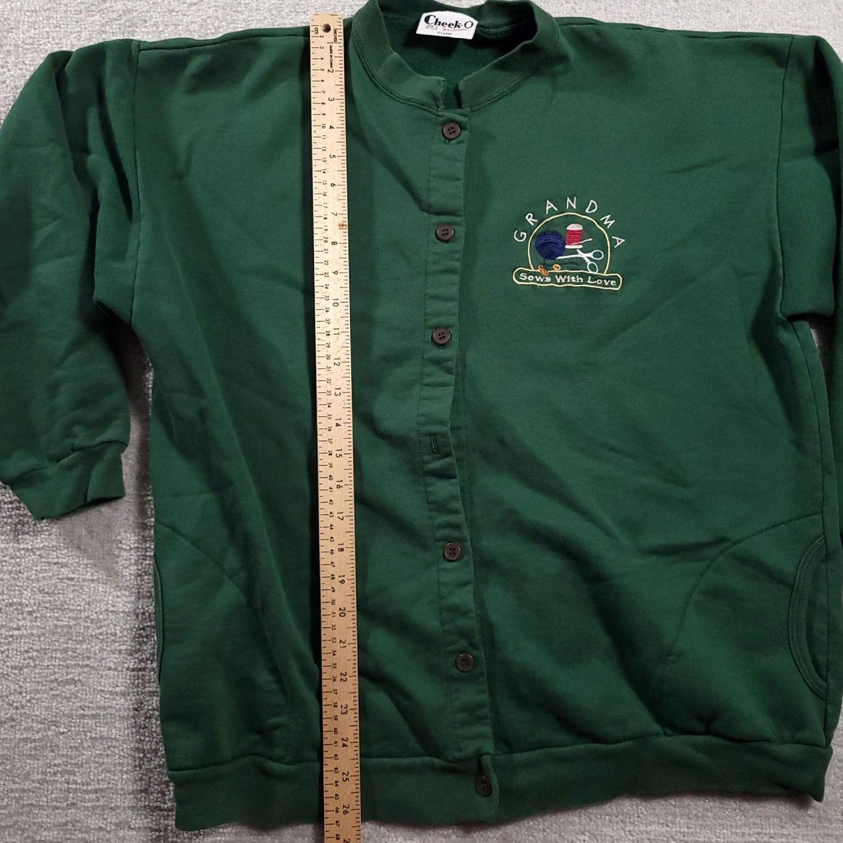 Vintage VINTAGE Cheek-O Sportswear Embroidered Grandma Sews With Love XL Green Button-Up Shirt Womens XXL? Size XL / US 12-14 / IT 48-50 - 4 Thumbnail