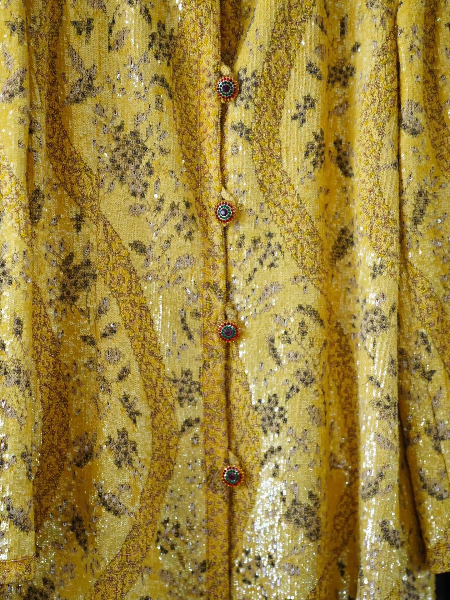 Emanuel Ungaro Emanuel Ungaro Vintage Beaded & Sequined Gold Blazer (L-XL) Size L / US 10 / IT 46 - 8 Thumbnail