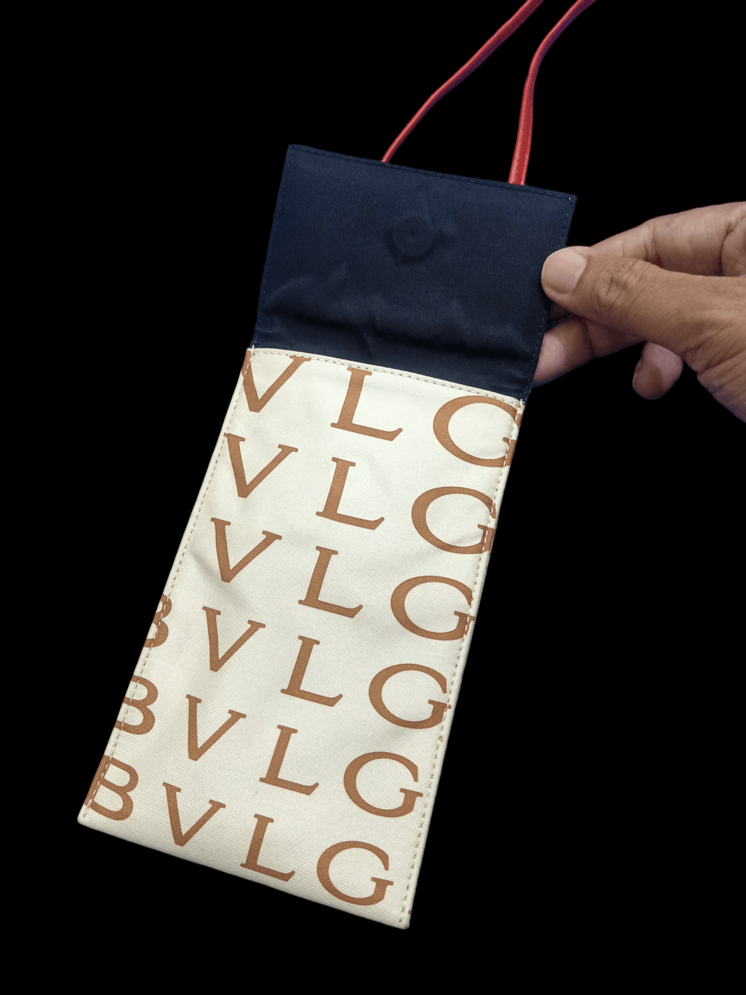 Bvlgari Bvlgari Logomania Neck Pouch Sling Bag Size ONE SIZE - 4 Thumbnail