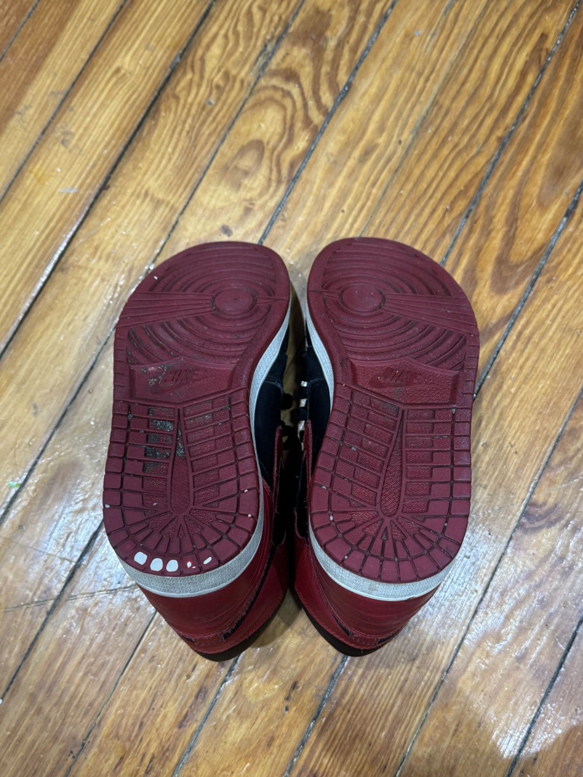 Jordan Brand Air jordan 1 Bred Size US 8 / EU 41 - 4 Thumbnail