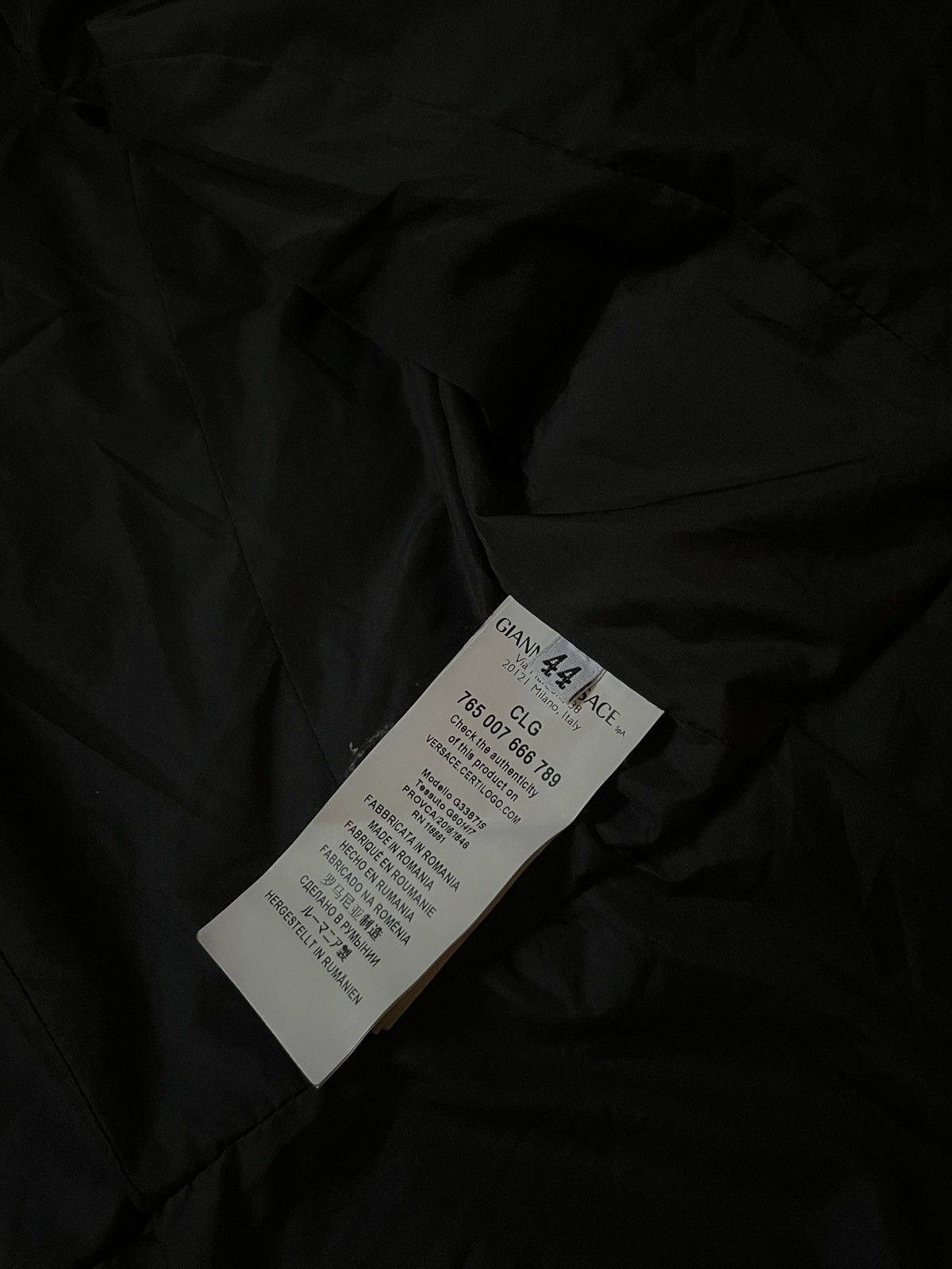 Versace Versace Down Jacket Vintage Rare Gianni Versace Size XL / US 12-14 / IT 48-50 - 12 Thumbnail