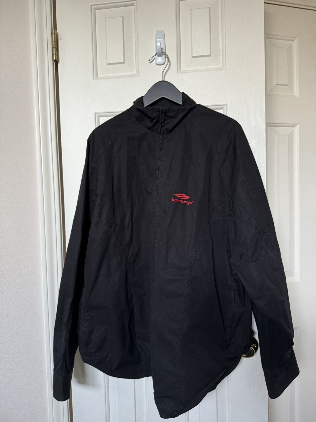 Balenciaga Balenciaga 3B Logo Track Suit Jacket in Black Size US L / EU 52-54 / 3 - 2 Thumbnail
