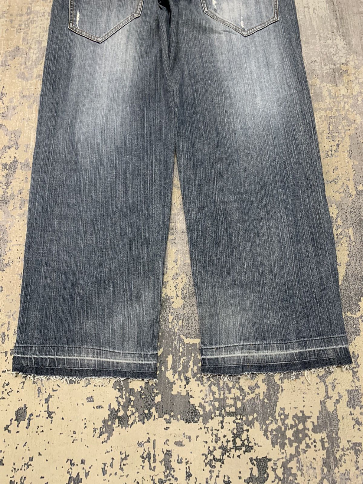 Japanese Brand Alasko Baggy Wide Leg Distressed Denim Jeans Y2K Streetwear Size US 39 - 13 Thumbnail