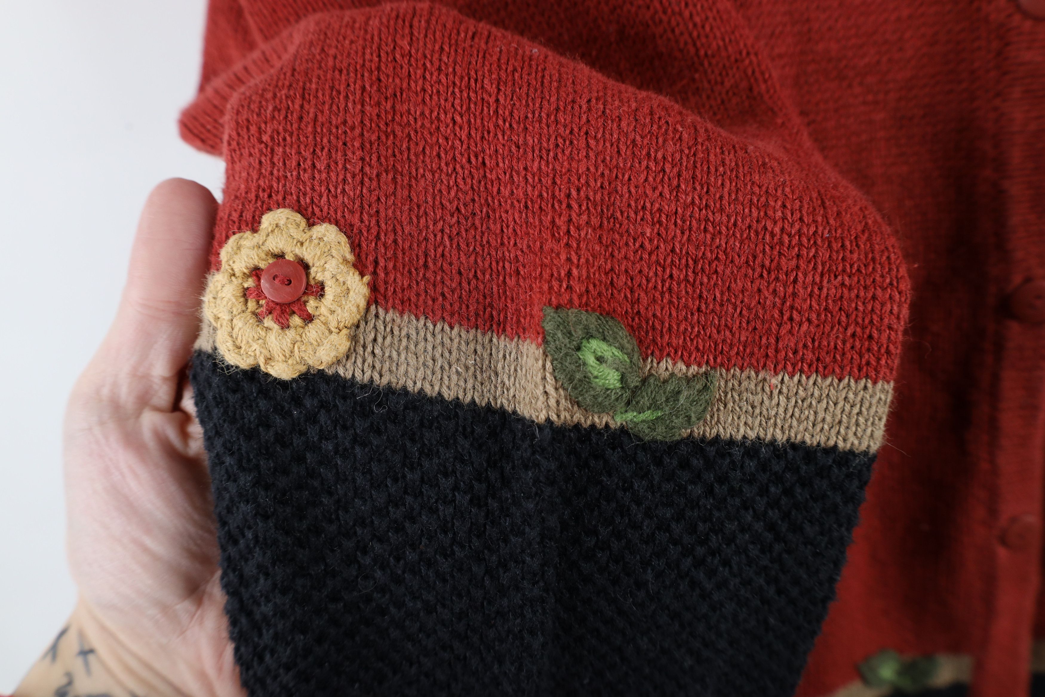 Vintage Vintage 90s Streetwear Embroidered Knit Cardigan Sweater Size XL / US 12-14 / IT 48-50 - 4 Thumbnail