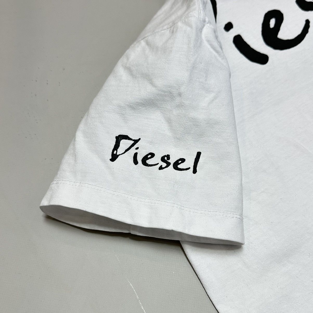 Diesel Vintage Diesel Big Logo Tee / T Shirt Size US L / EU 52-54 / 3 - 8 Thumbnail