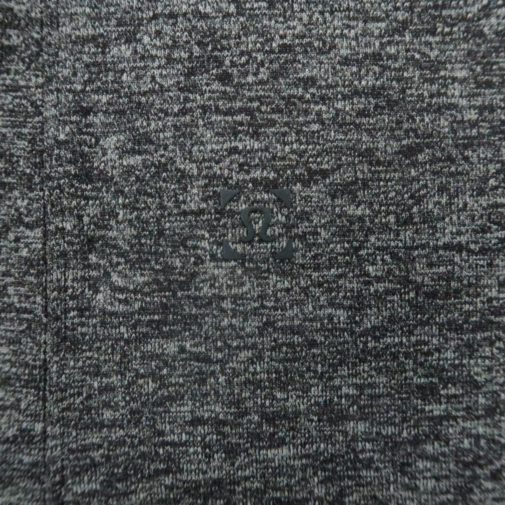 Lululemon VINTAGE Lululemon Polo Shirt Mens Small Golf Performance Slim Short Sleeve Gray 1/4 Zip Size US S / EU 44-46 / 1 - 4 Thumbnail