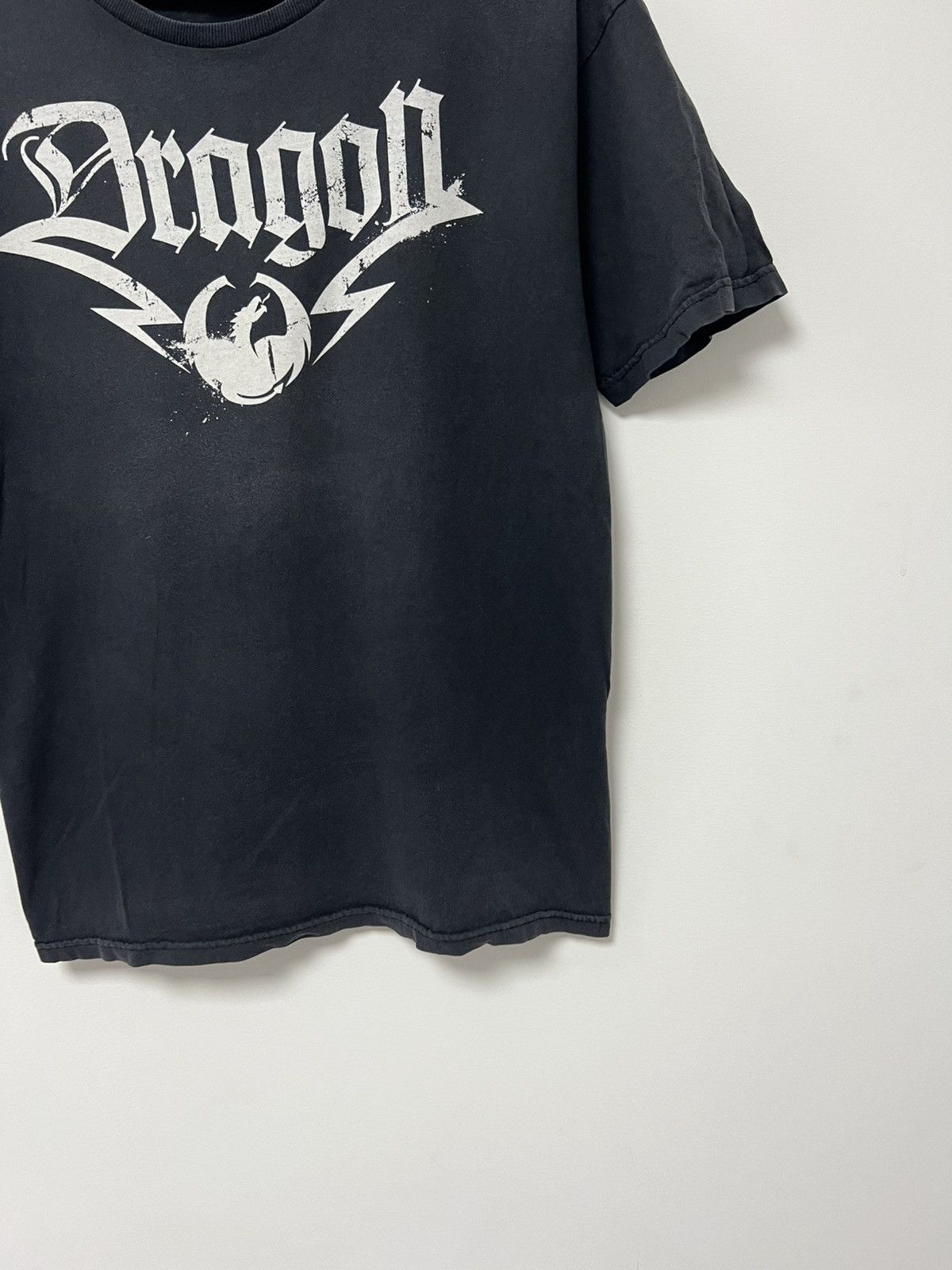 Vintage Vintage Dragon Alliance T shirt Surf Skate Sun Rare Tee sz L Size US M / EU 48-50 / 2 - 10 Thumbnail