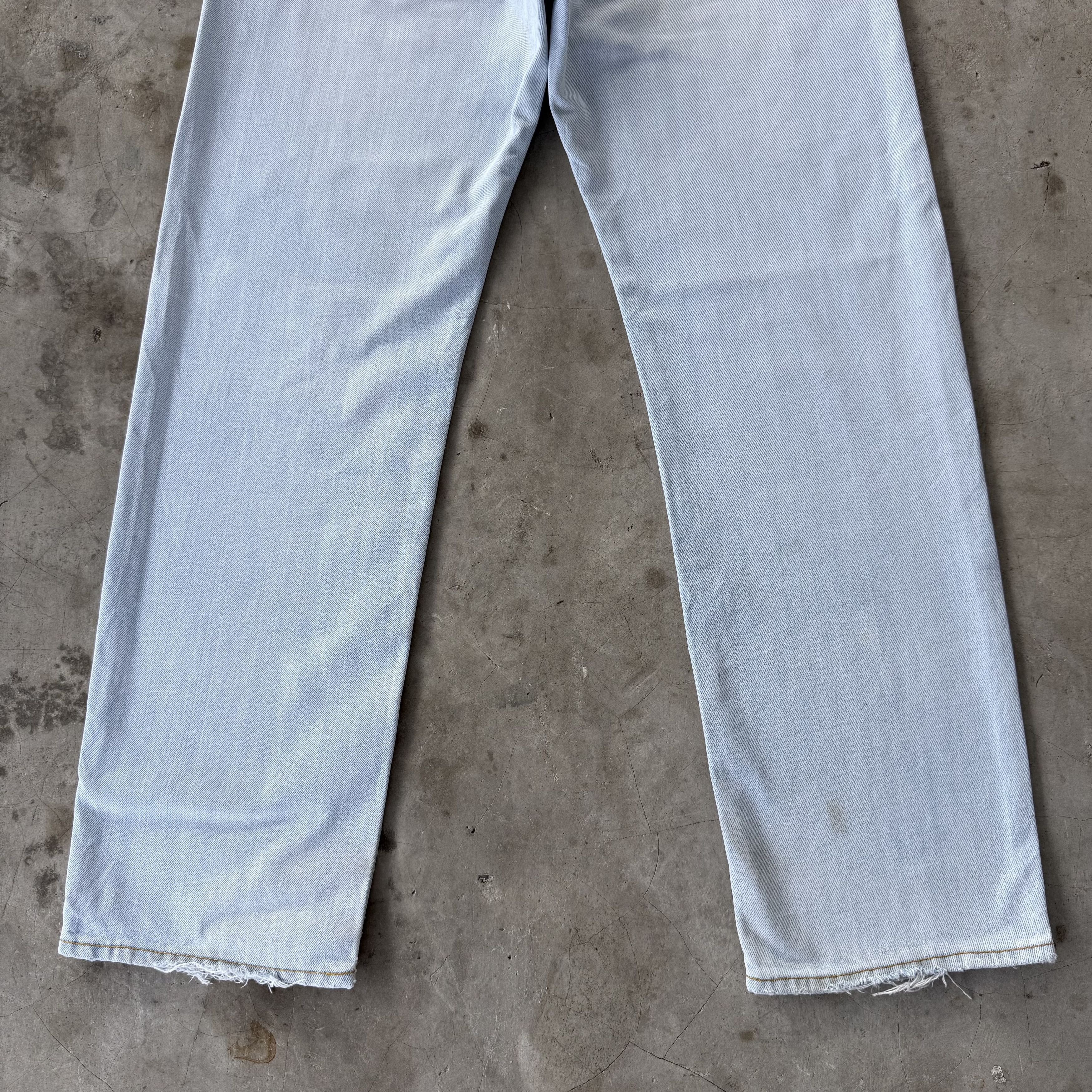 Japanese Brand W35x30 Vintage Japanese Light Wash Blue Ripped Denim Jean. Size US 35 - 10 Thumbnail