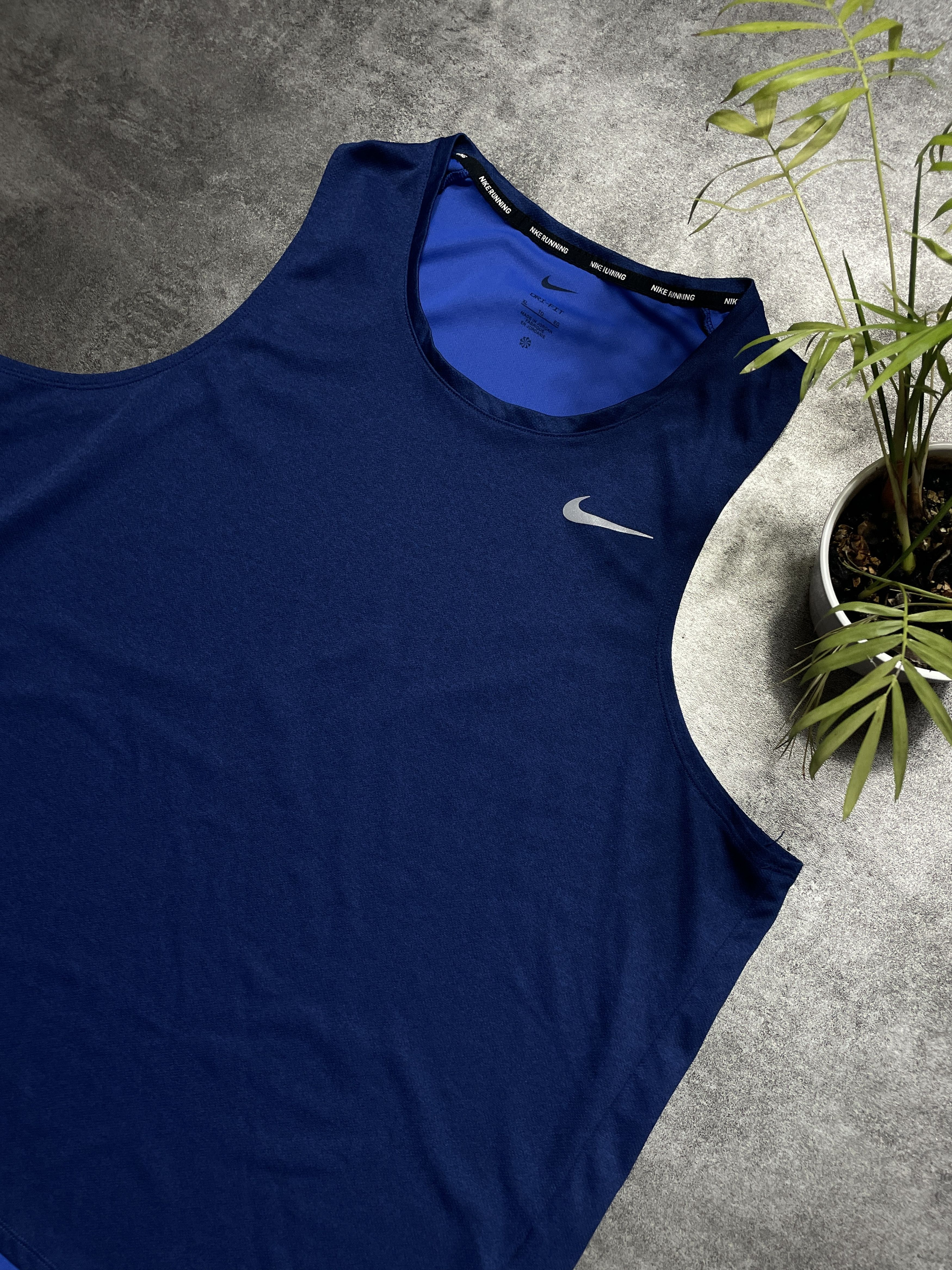 Nike Nike Sportswear Swoosh Tank Top Size US XL / EU 56 / 4 - 2 Thumbnail