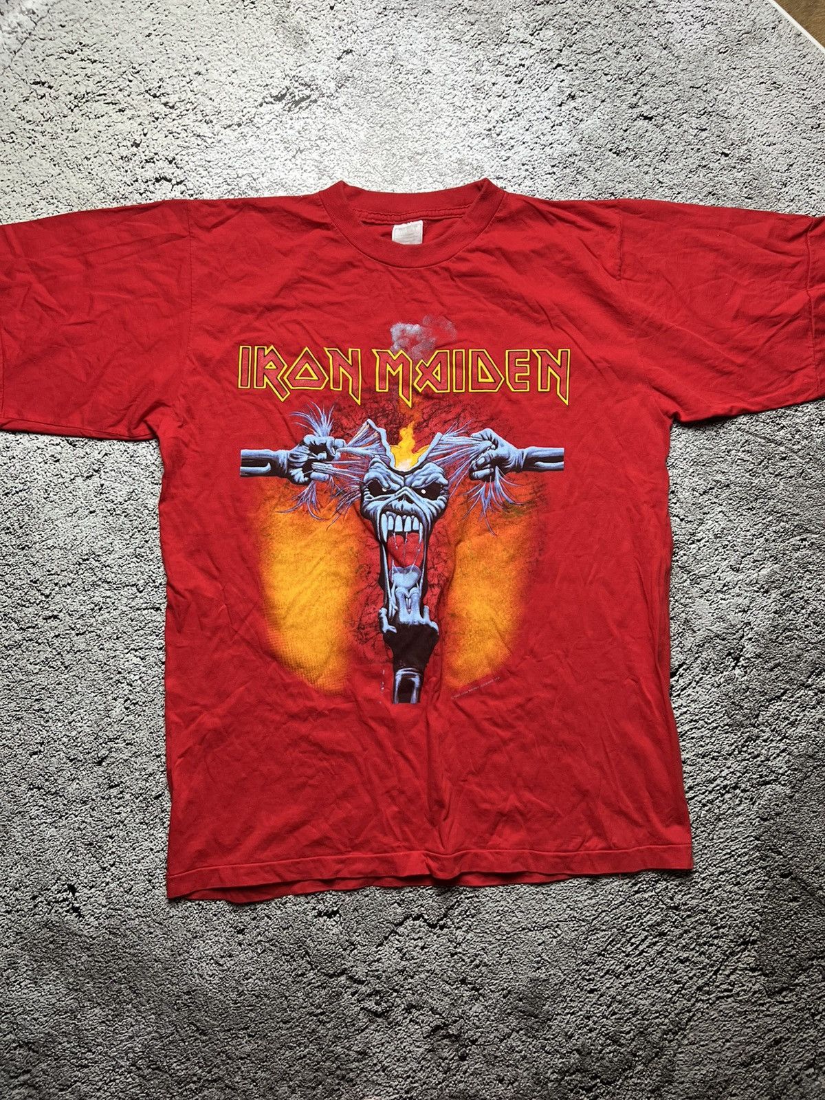 Band Tees 1993 Iron Maiden ripped head “a real dead one” rare t shirt Size US XL / EU 56 / 4 - 1 Thumbnail