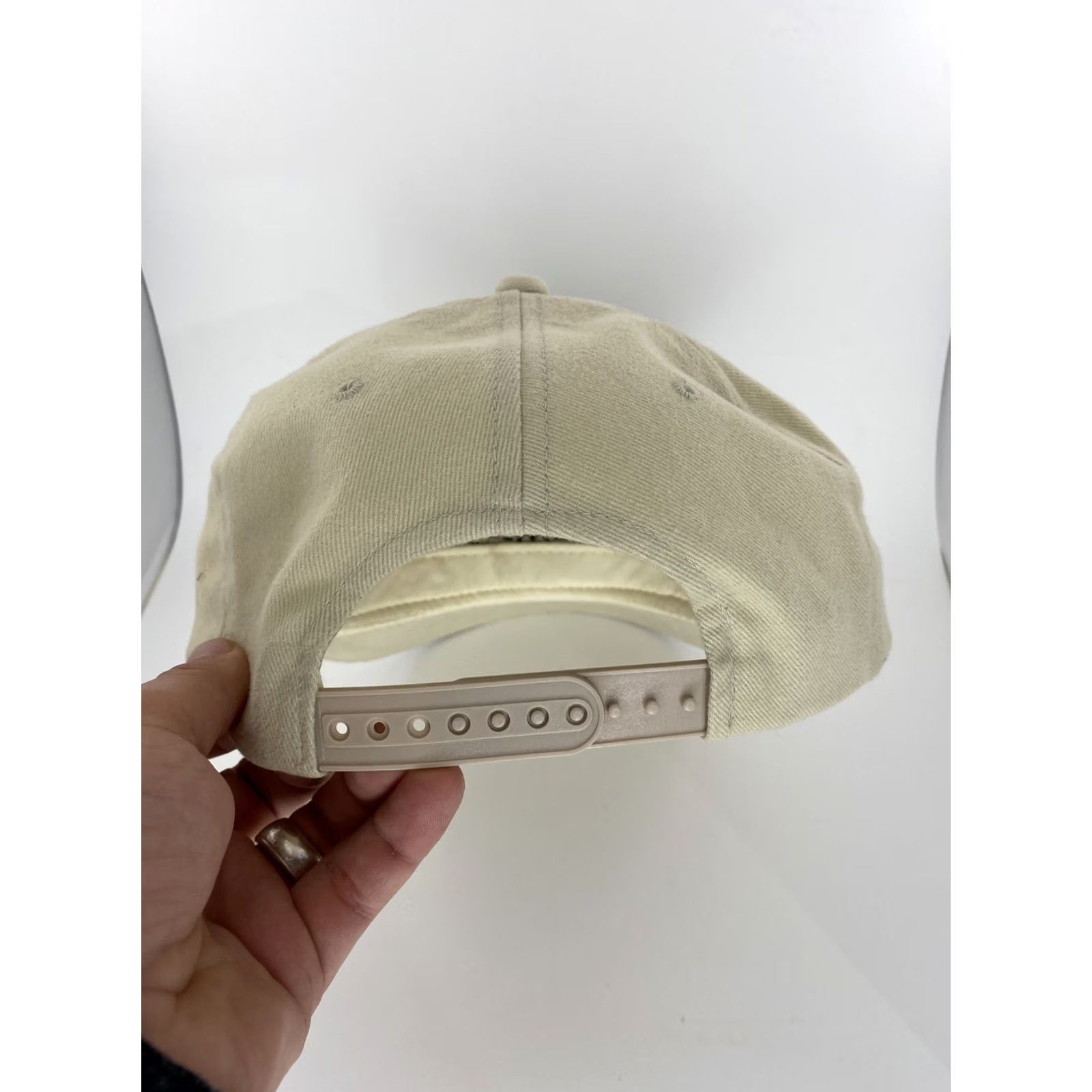 Vintage VINTAGE Ducks Unlimited Khaki SnapBack Hat Adjustable Men Khaki Green Trim 90s Outdoor Canvas Cotton Hat Size ONE SIZE - 3 Thumbnail