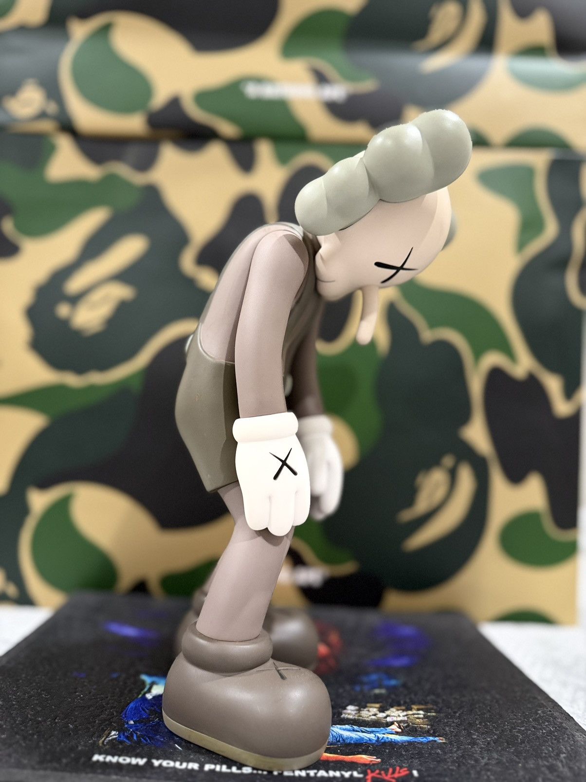 Kaws Kaws Small Lie Size ONE SIZE - 4 Thumbnail