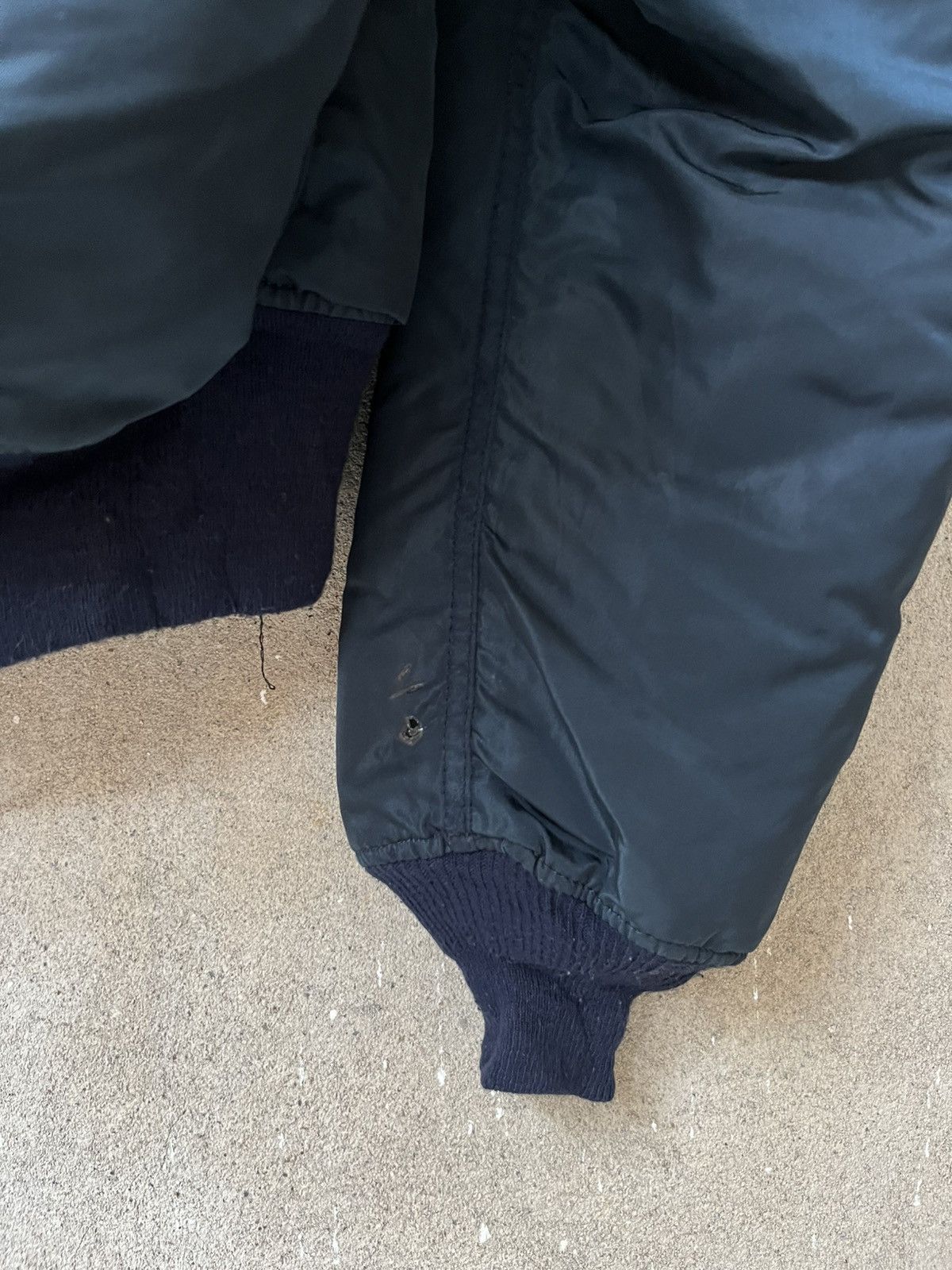 Alpha Industries Vintage 1960/1970s alpha industries flying jacket N-2B Size US M / EU 48-50 / 2 - 8 Thumbnail