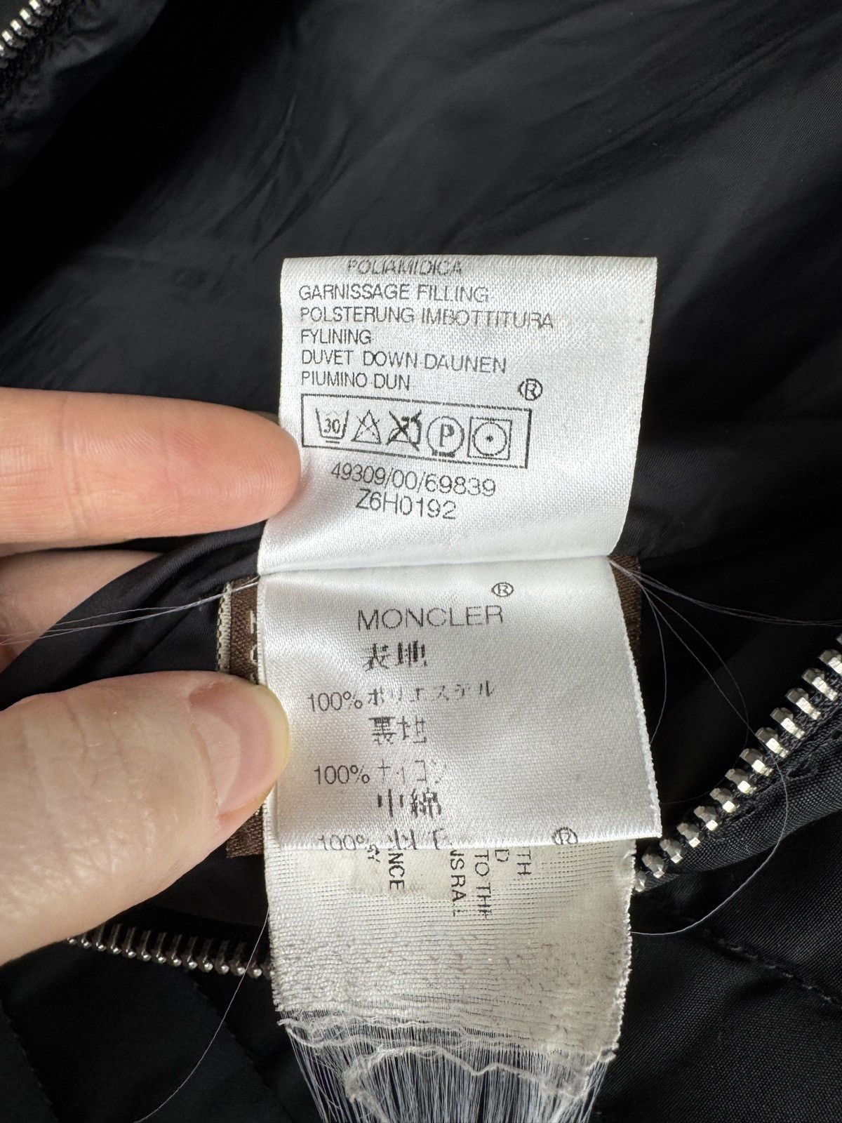 Moncler Moncler vintage long quilted down coat jacket size 2 Size M / US 6-8 / IT 42-44 - 19 Thumbnail