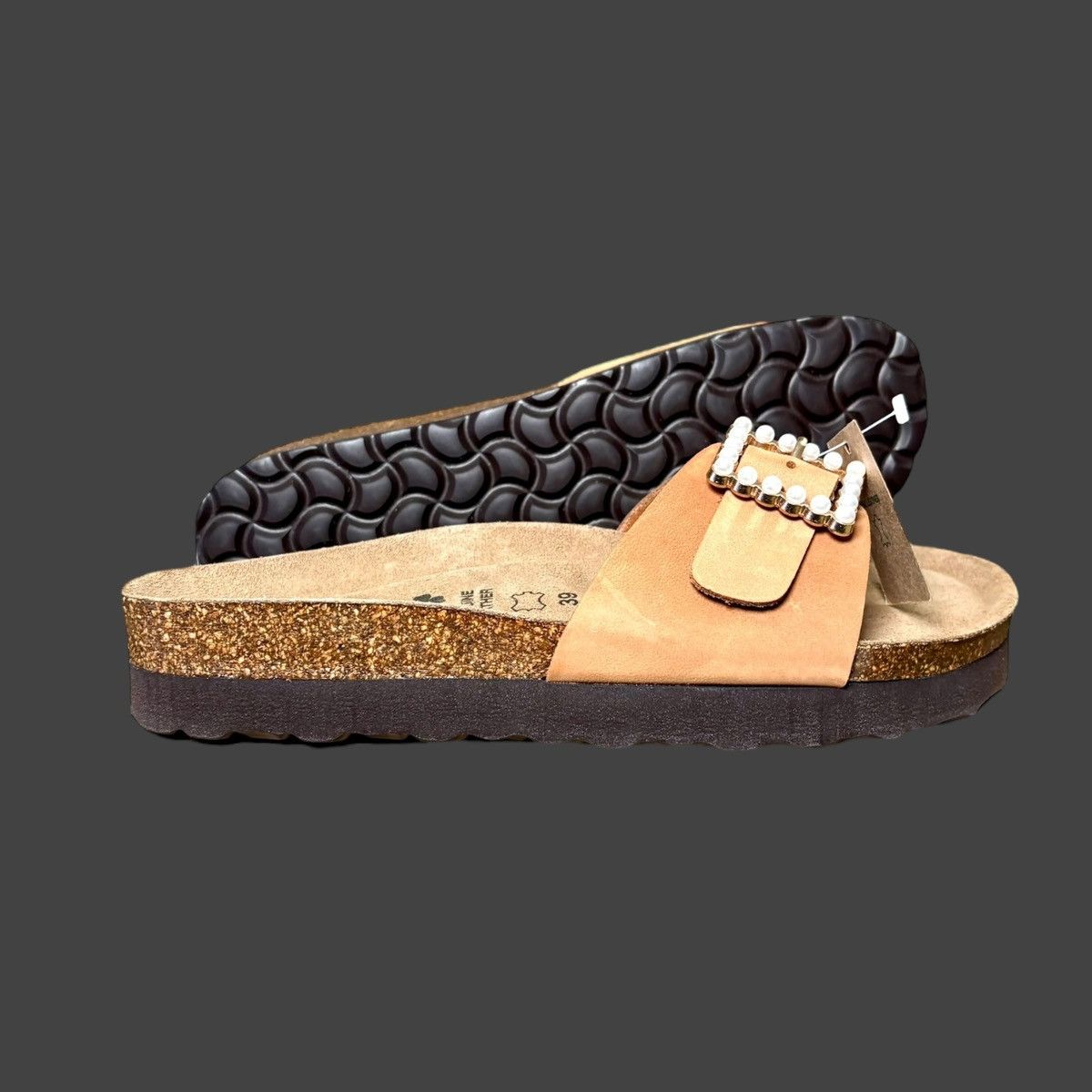 Other Bio Green Women’s Pearl Buckle Leather Sandals Sz 8.5 39 Size US 8.5 / IT 38.5 - 11 Thumbnail