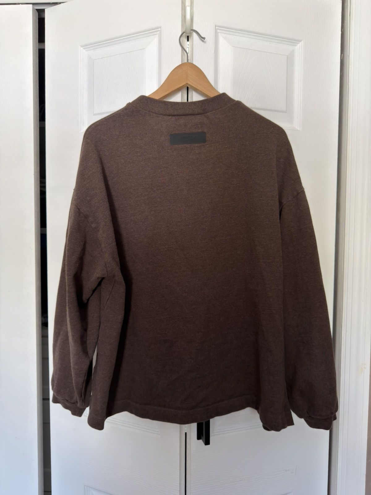 Essentials Fear of God Essentials Brown Long Sleeve T-Shirt Size US XXS / EU 40 - 3 Thumbnail