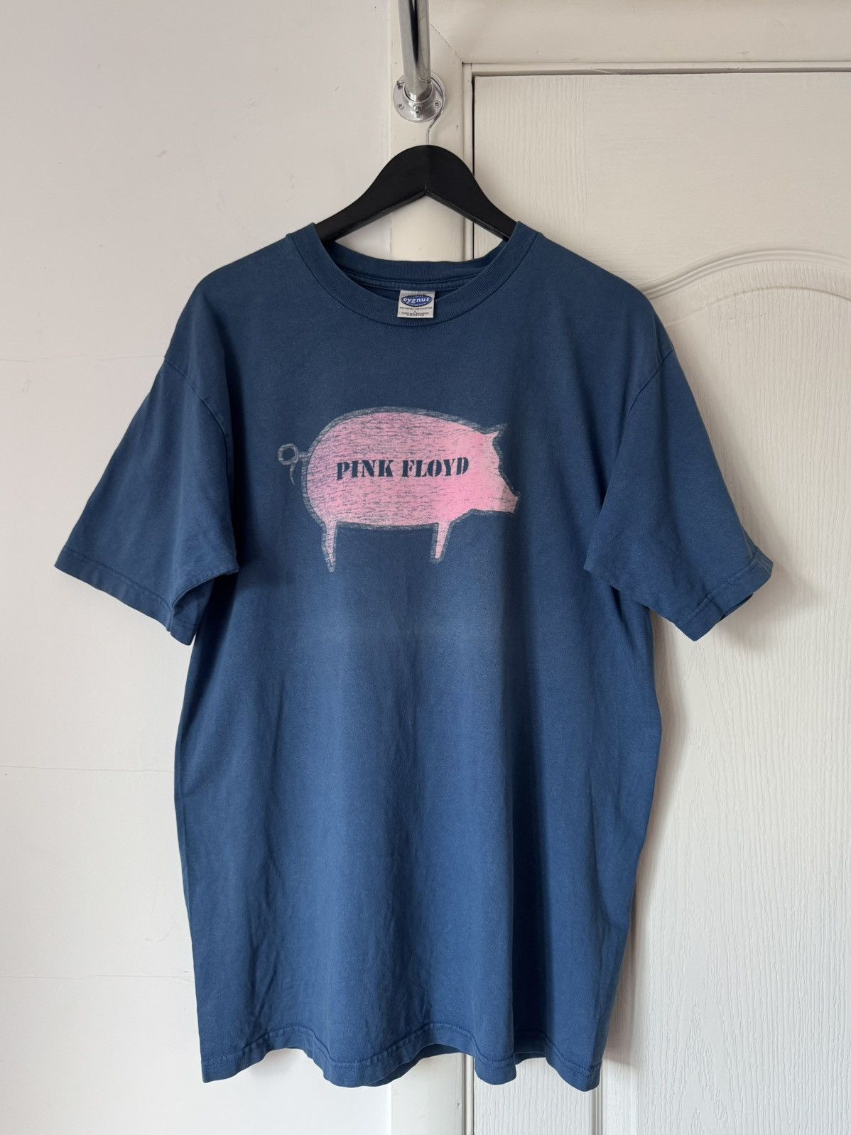 Band Tees Vintage 90s Pink Floyd Animals Album Pig T Shirt (Duty-free) Size US L / EU 52-54 / 3 - 1 Thumbnail