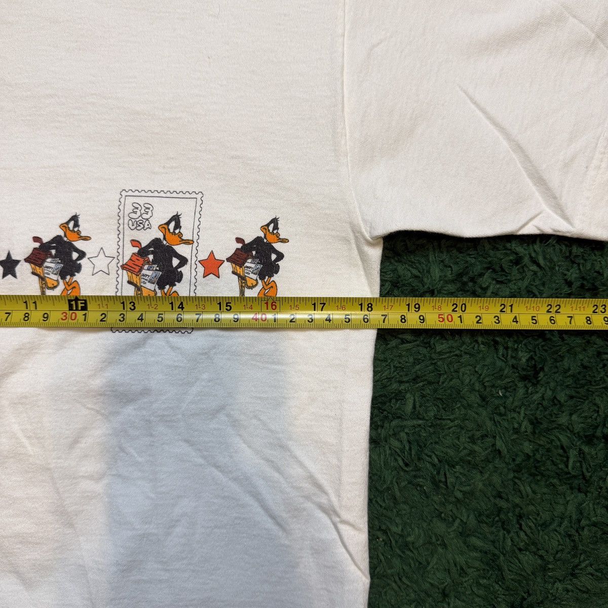 Vintage Looney toons Daffy duck stamp graphic Size US M / EU 48-50 / 2 - 4 Thumbnail
