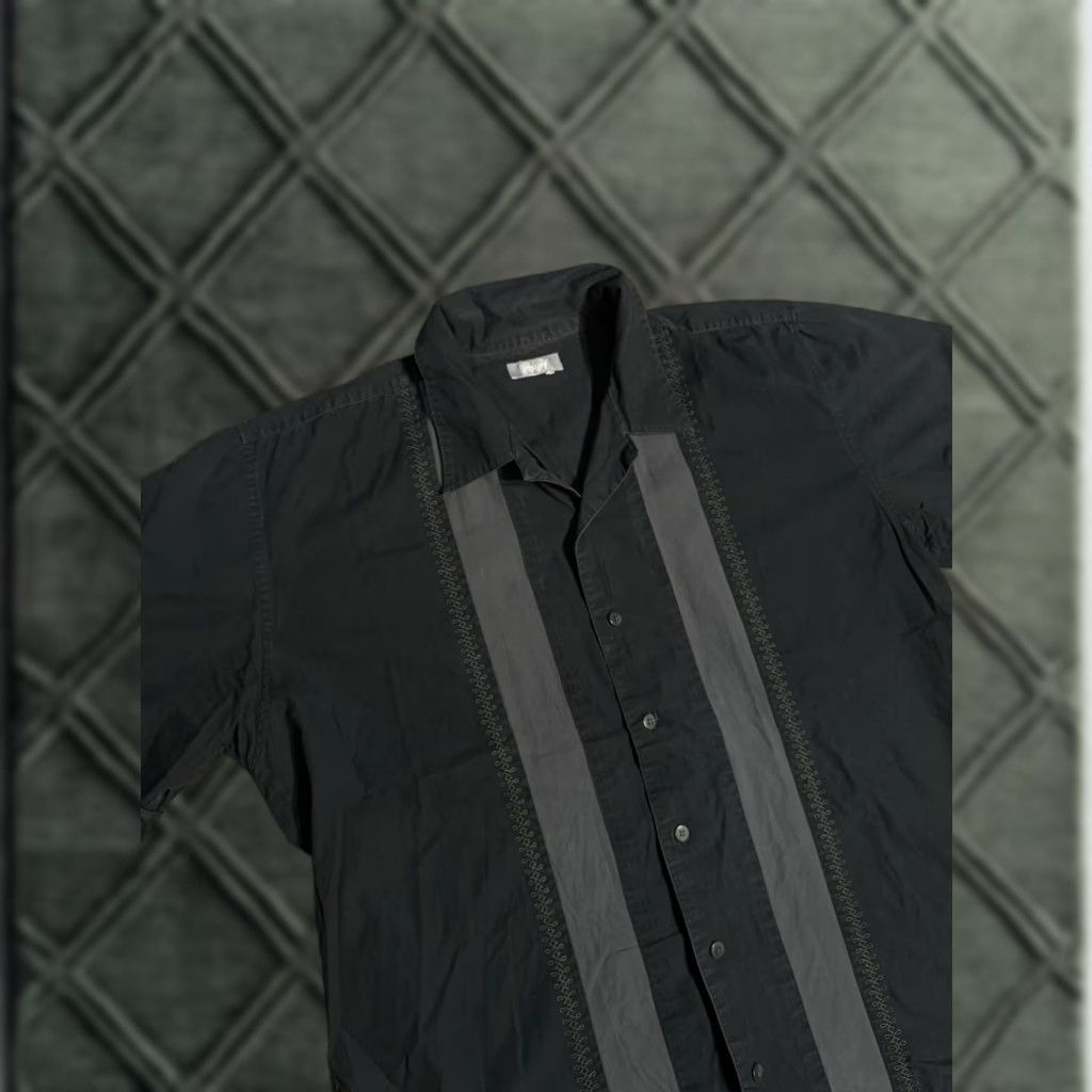 Vintage VINTAGE Utility Short Sleeve Button-Down Shirt XL Black Mens Skate Shirt Size US XL / EU 56 / 4 - 1 Thumbnail