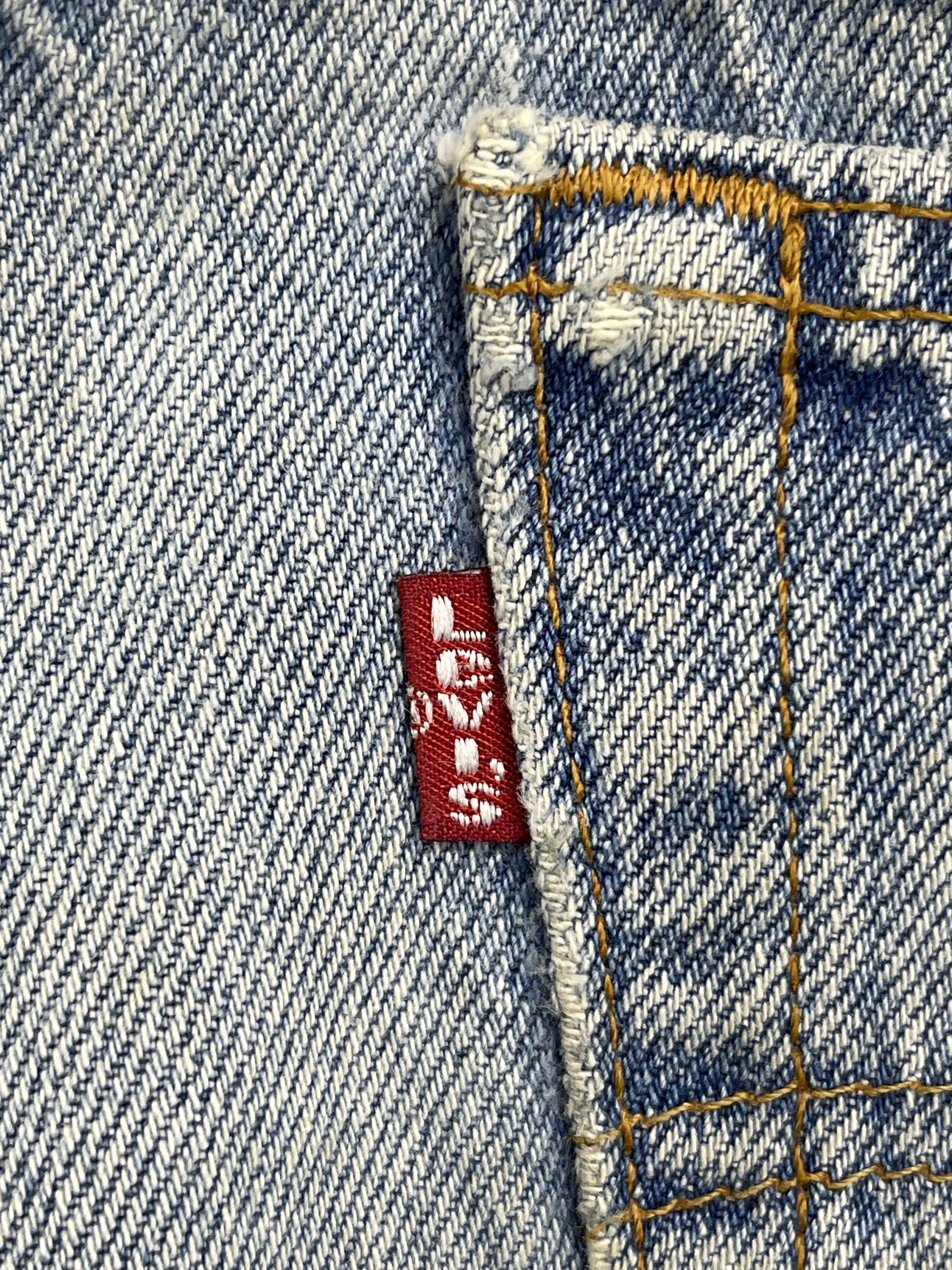 Levi's × Vintage Vintage 90s Levis 501 Light Blue Washed Jeans Size US 33 - 6 Thumbnail