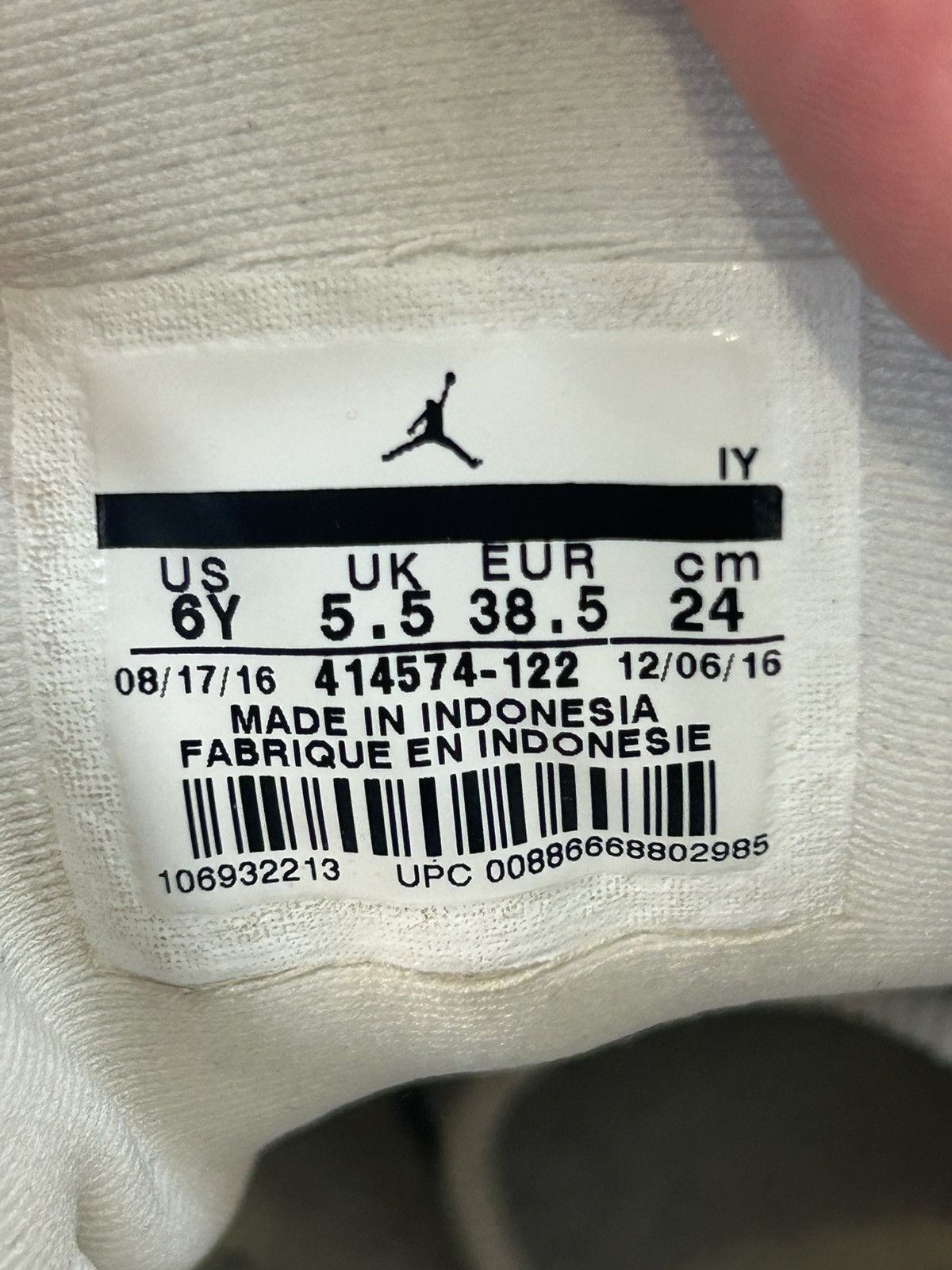 Jordan Brand Jordan 13 Chicago Size US 6 / EU 39 - 7 Thumbnail