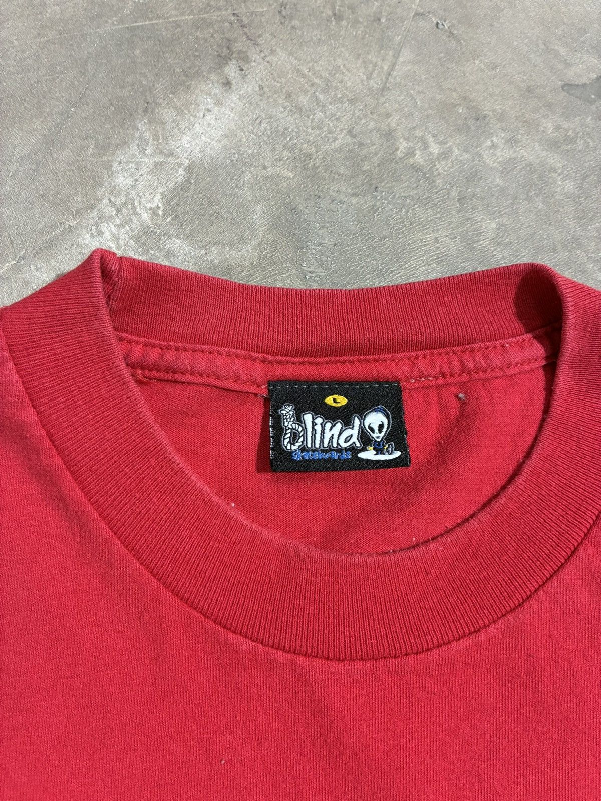 Blind Skateboards Vintage Blind Rudy Johnson Red Skate T Shirt L Made in USA Size US L / EU 52-54 / 3 - 3 Thumbnail