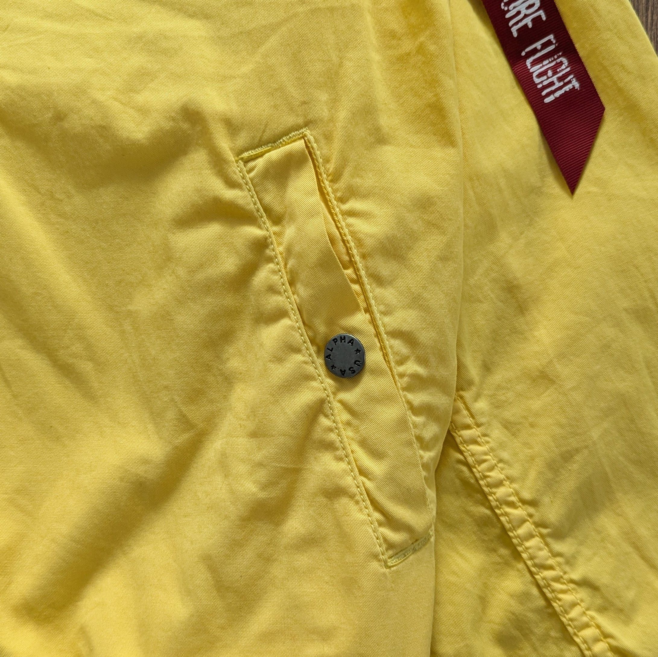 Alpha Industries Alpha Industries MA-1 Yellow Light Bomber Jacket Size L Size US L / EU 52-54 / 3 - 6 Thumbnail