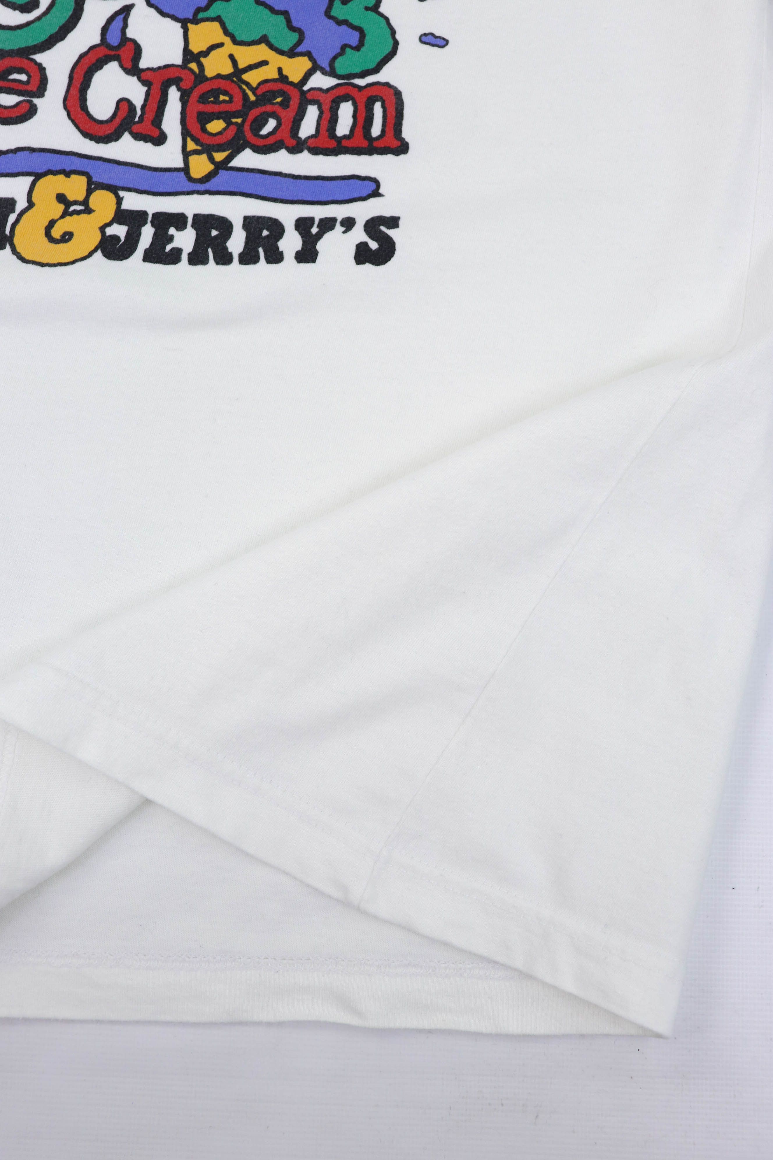 Vintage Vintage Ben & Jerry's USA Made Peace Love Ice Cream T-shirt Size US M / EU 48-50 / 2 - 5 Thumbnail