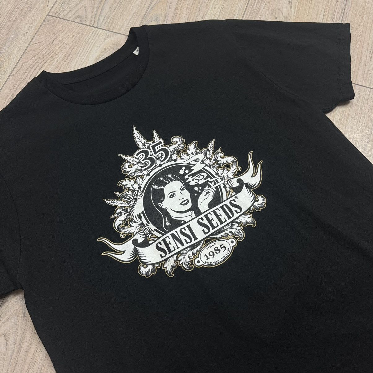 Band Tees Sensi Seeds Anniversary Black Tee Size US M / EU 48-50 / 2 - 3 Thumbnail