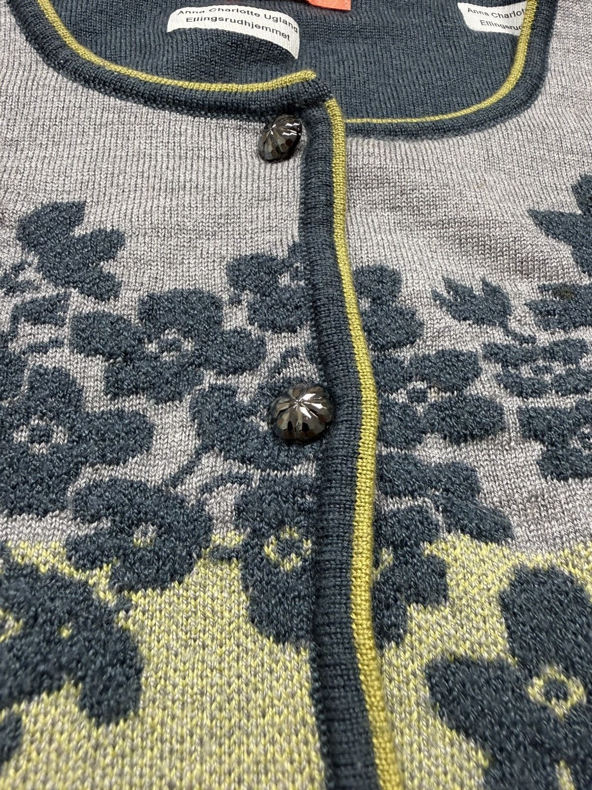 Vintage Oleana Cardigan Size M / US 6-8 / IT 42-44 - 3 Thumbnail