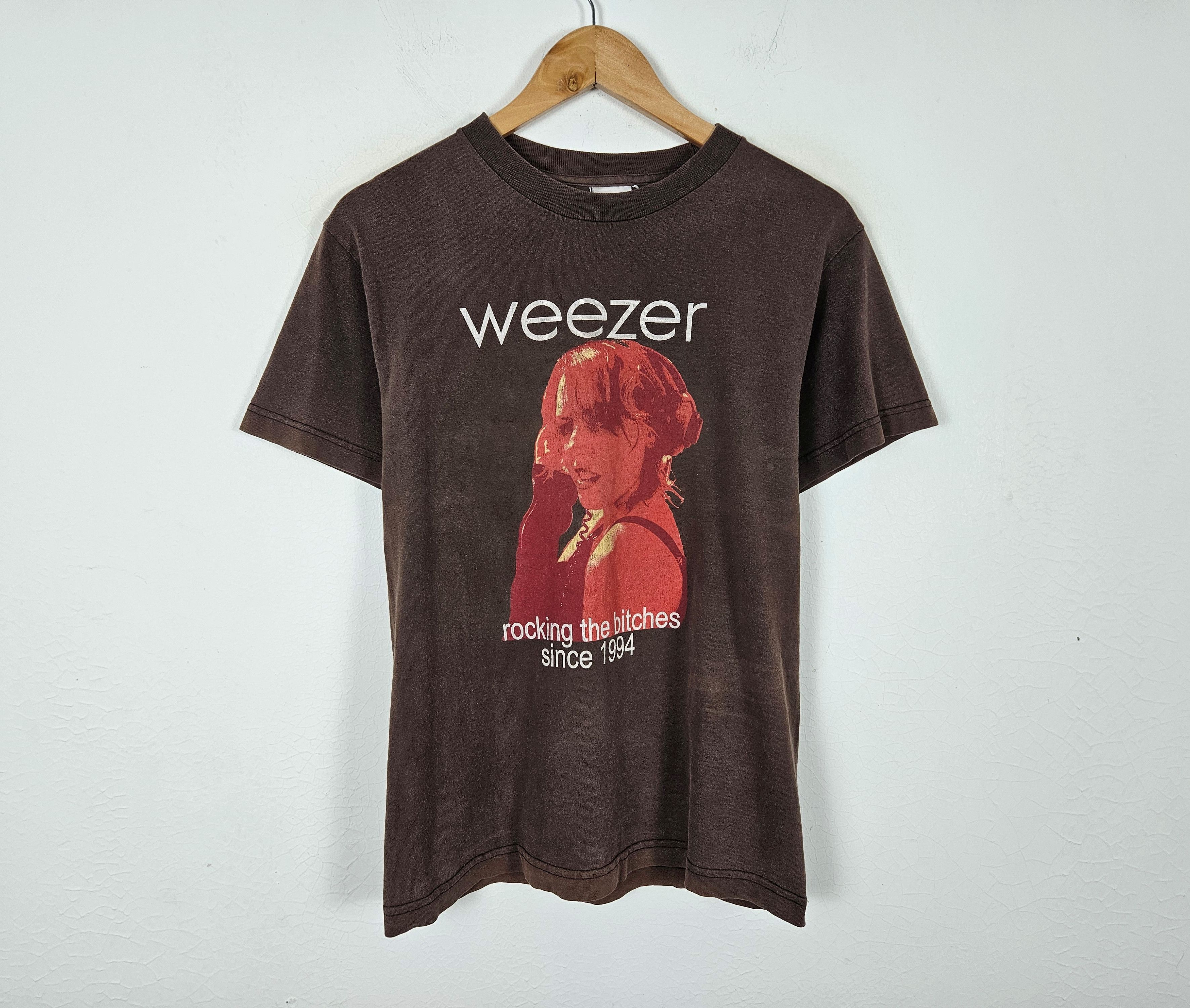 Band Tees Vintage Weezer Rocking the Bitches since 1994 Shirt Size US S / EU 44-46 / 1 - 2 Thumbnail