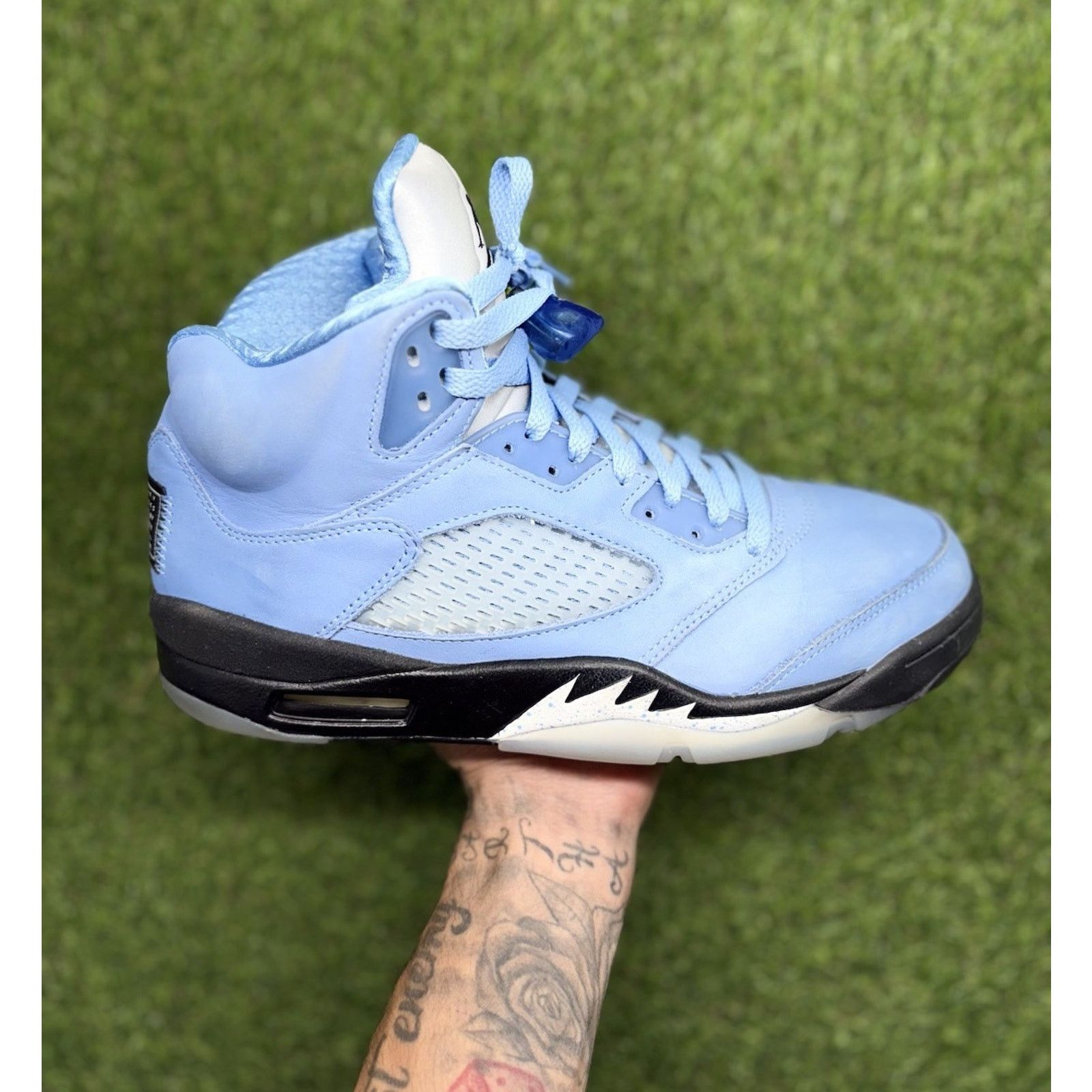 Jordan Brand Air Jordan 5 Retro SE Mid ' UNC ' | GREAT CONDITION! Size US 9 / EU 42 - 2 Thumbnail