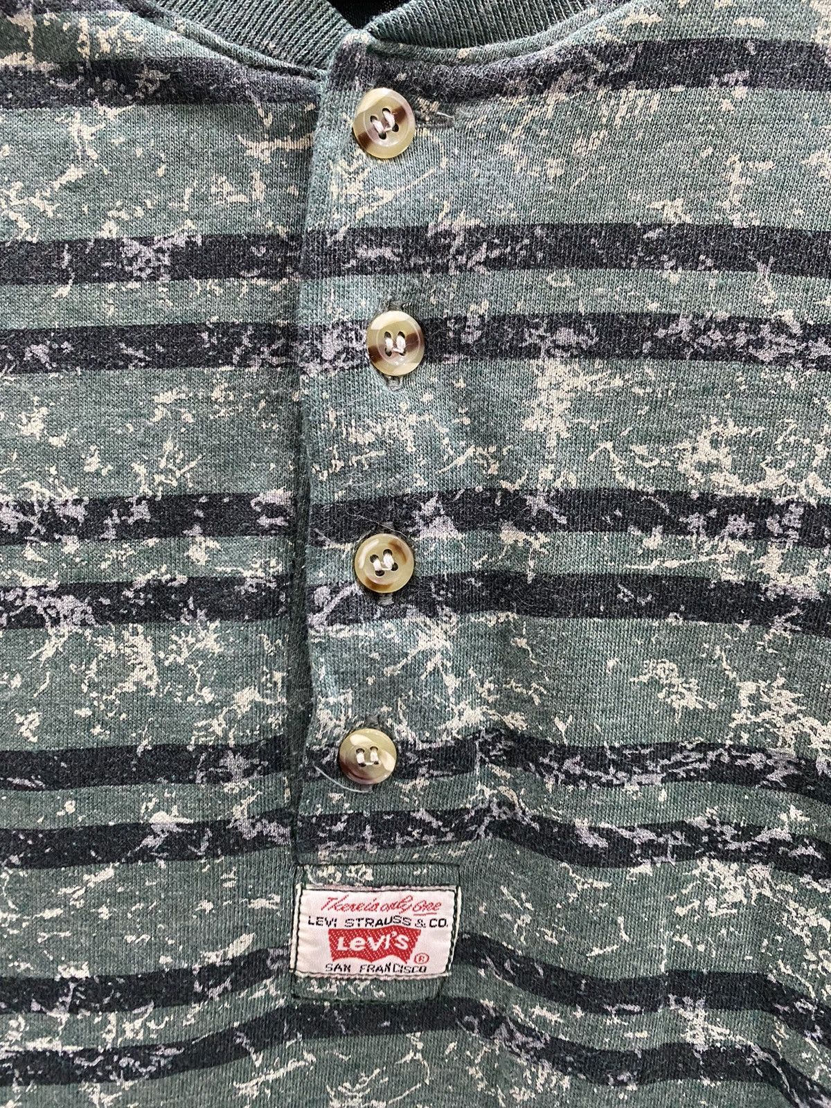 Levi's LEVIS VINTAGE TSHIRT Size US XL / EU 56 / 4 - 3 Thumbnail