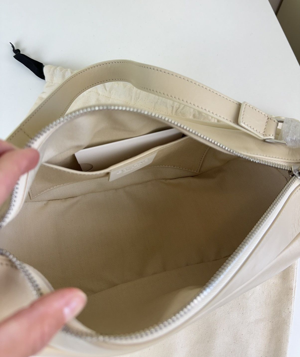 By Far By Far Amy Leather Beige Nude Shoulders Bum Waist Bag Ivory Size ONE SIZE - 13 Thumbnail