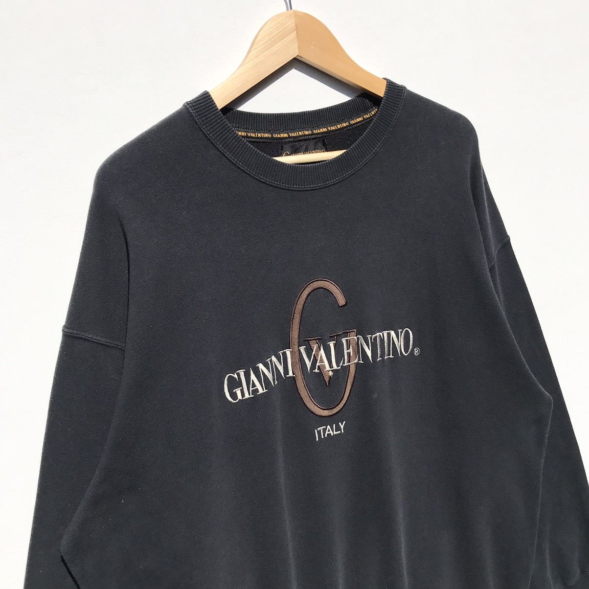 Gianni Valentino Vintage Gianni Valentino Italy Sweatshirt Gianni Valentino Size US XL / EU 56 / 4 - 5 Thumbnail